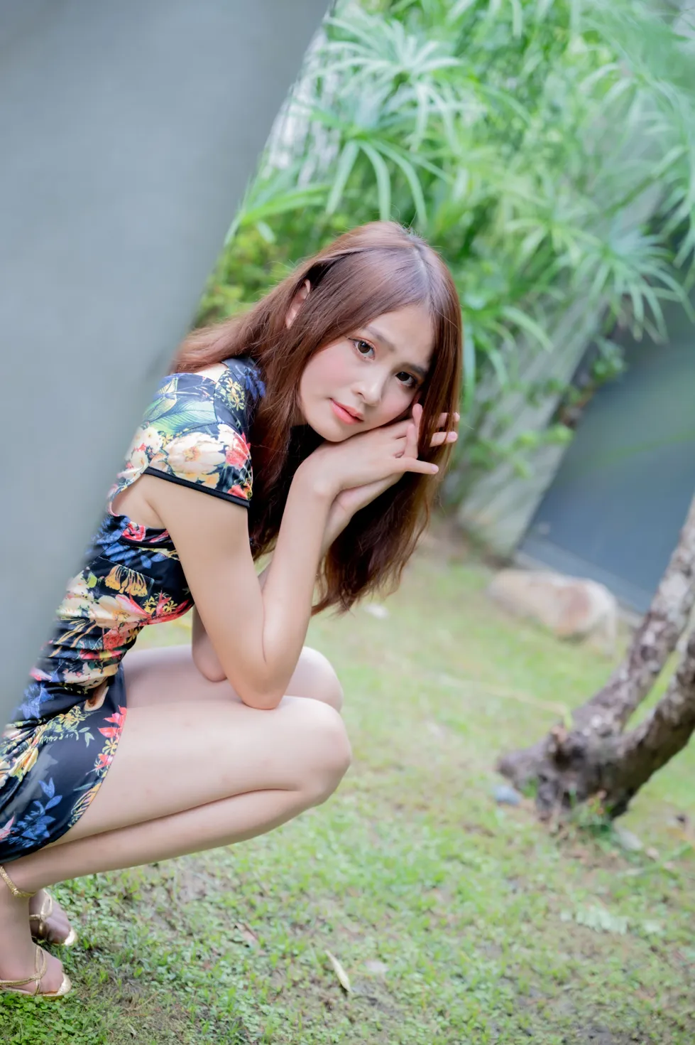 [爱美足] NO.202 何佳欣 黑花短旗袍丝袜高跟美腿 街拍#[97P]-2