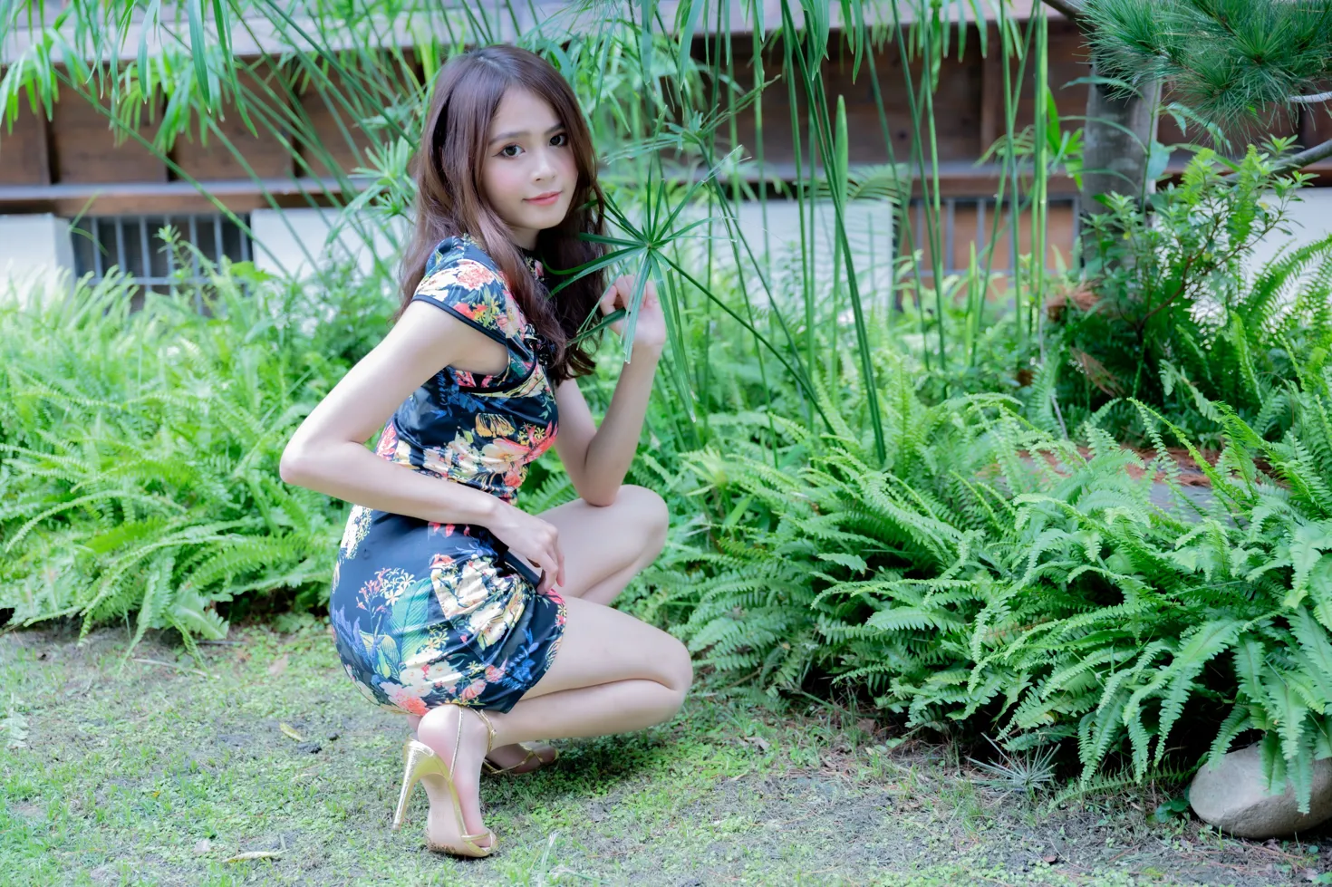 [爱美足] NO.202 何佳欣 黑花短旗袍丝袜高跟美腿 街拍#[97P]-5
