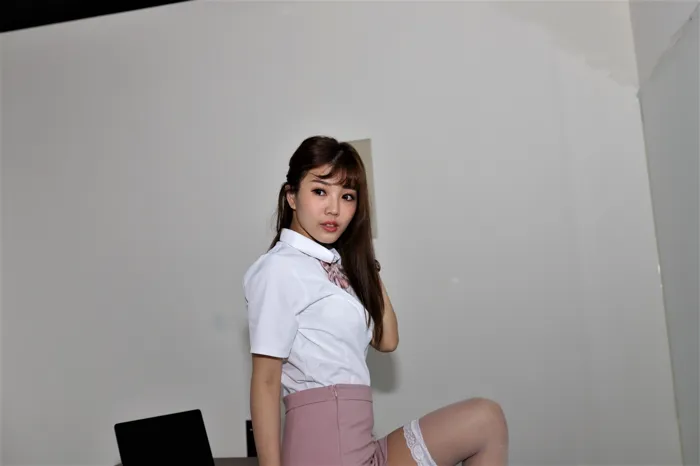 [爱美足] NO.010 长腿美模 小玉vs凯蒂 辨公室OL秘书 性感外拍2 街拍#[84P]-10