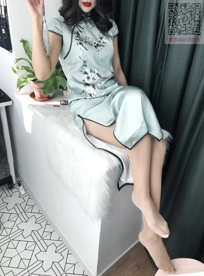 [爱美足] NO.115 Nia乔乔学姐居家性感旗袍肉丝 街拍#[64P]-9