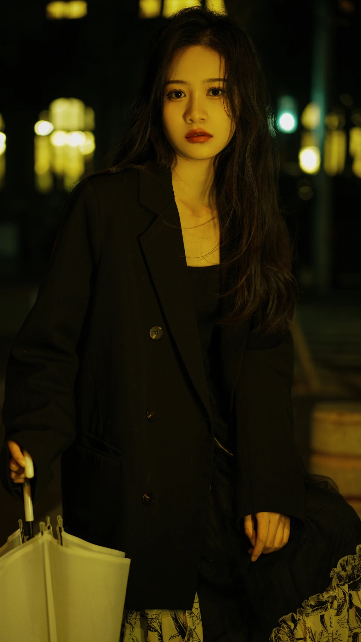 [艺图语] 2022.12.24 Vol.2748 – 夜巷 旺旺小小舒#[22P]-2