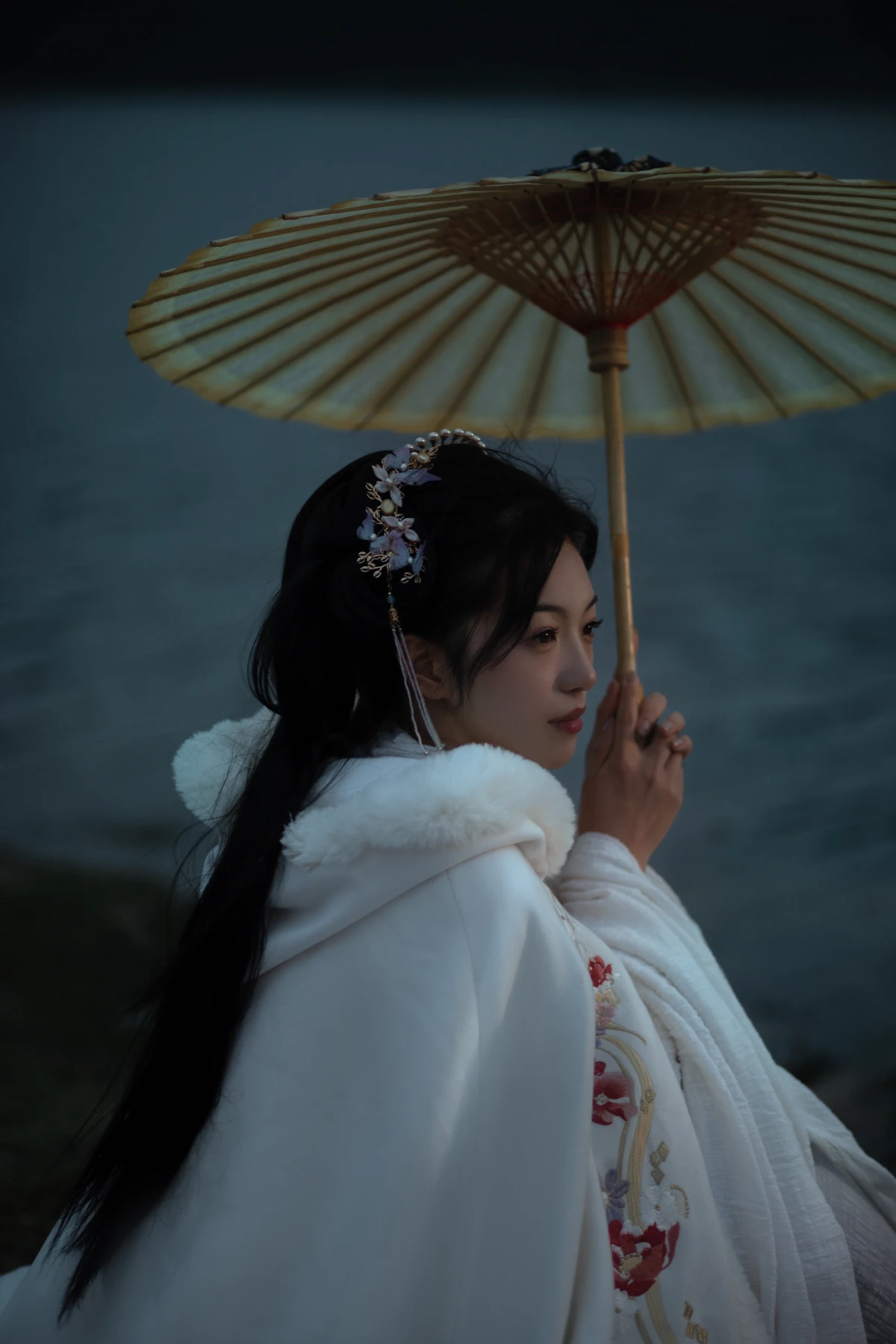[艺图语] 2023.01.15 Vol.2919 寒衣 一口蛋糕#[27P]-8