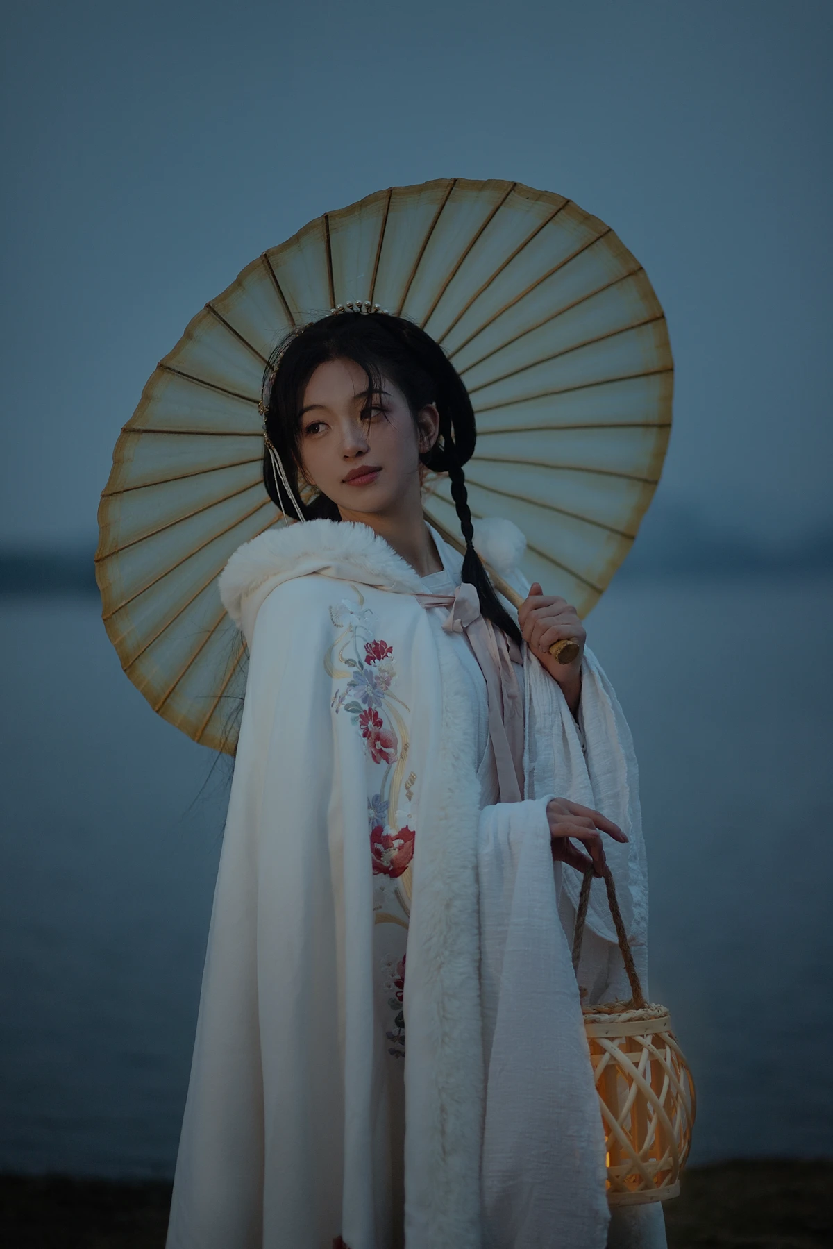 [艺图语] 2023.01.15 Vol.2919 寒衣 一口蛋糕#[27P]-9