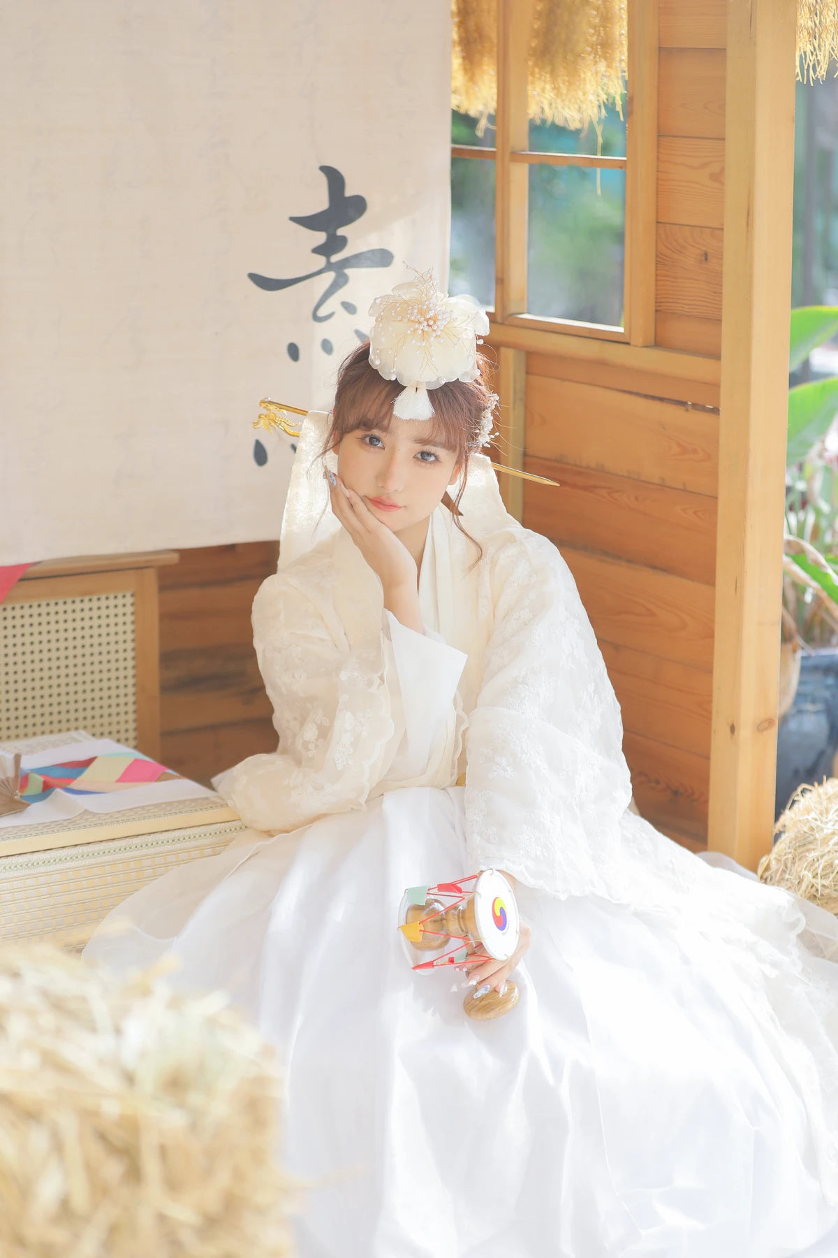 [艺图语] 2023.01.11 Vol.2892 延吉服写真 温思儿vv#[23P]-9