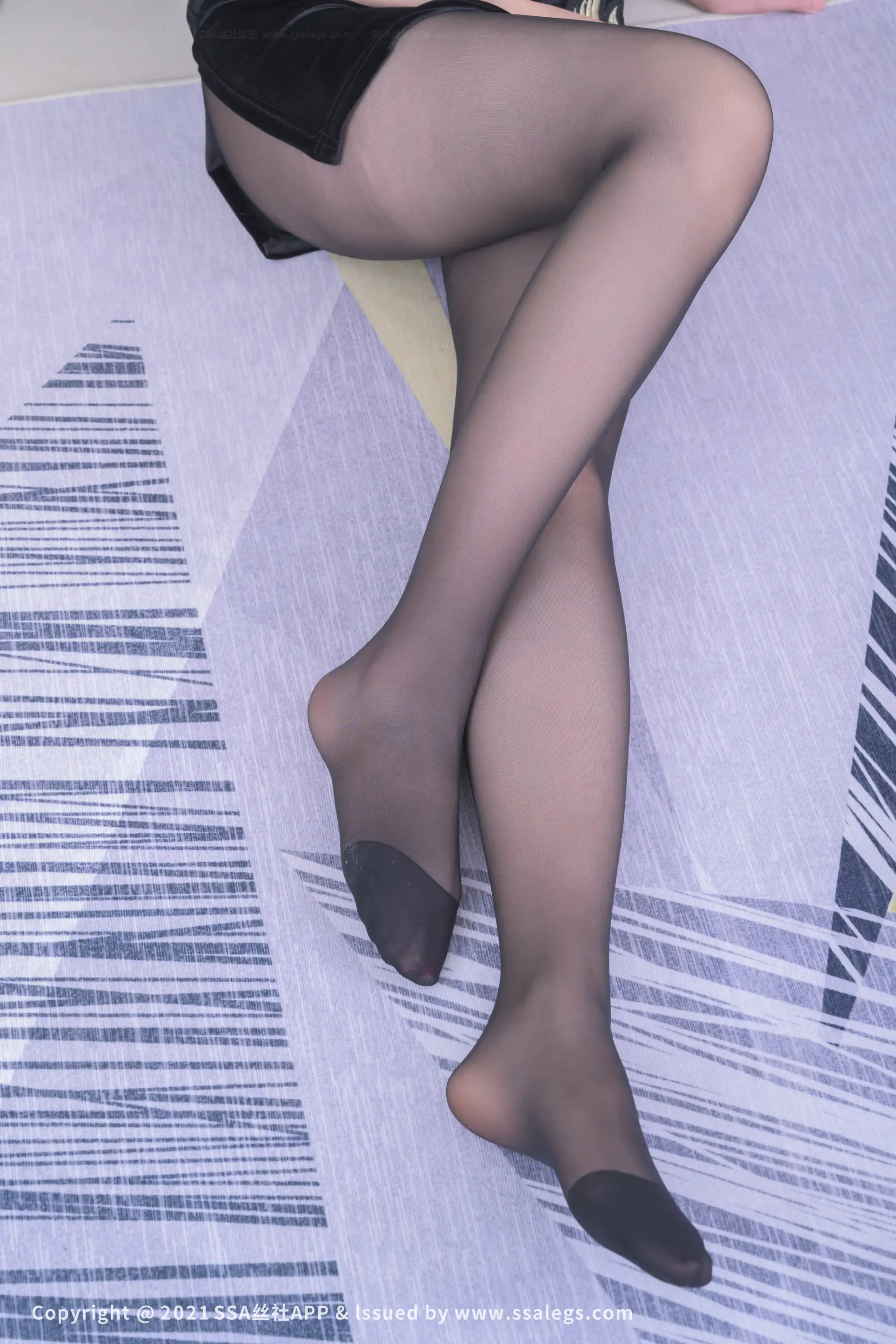 [爱美足] NO.685 模特欣欣的黑丝袜美足(下) 丝社#[128P]-1