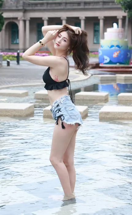 [爱美足] NO.087 Lola 露肚牛仔短褲 高跟美腿外拍 街拍#[106P]-3