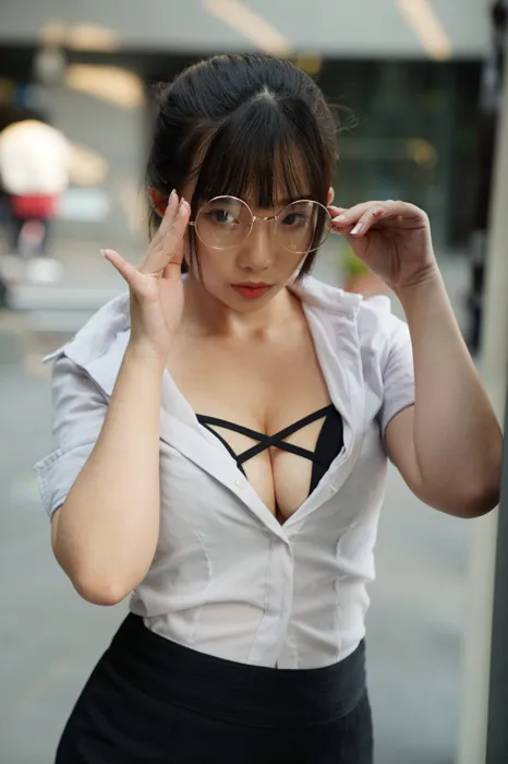 [爱美足] NO.078  陈家琳 OL短裙 高跟美腿外拍 街拍#[100P]-1