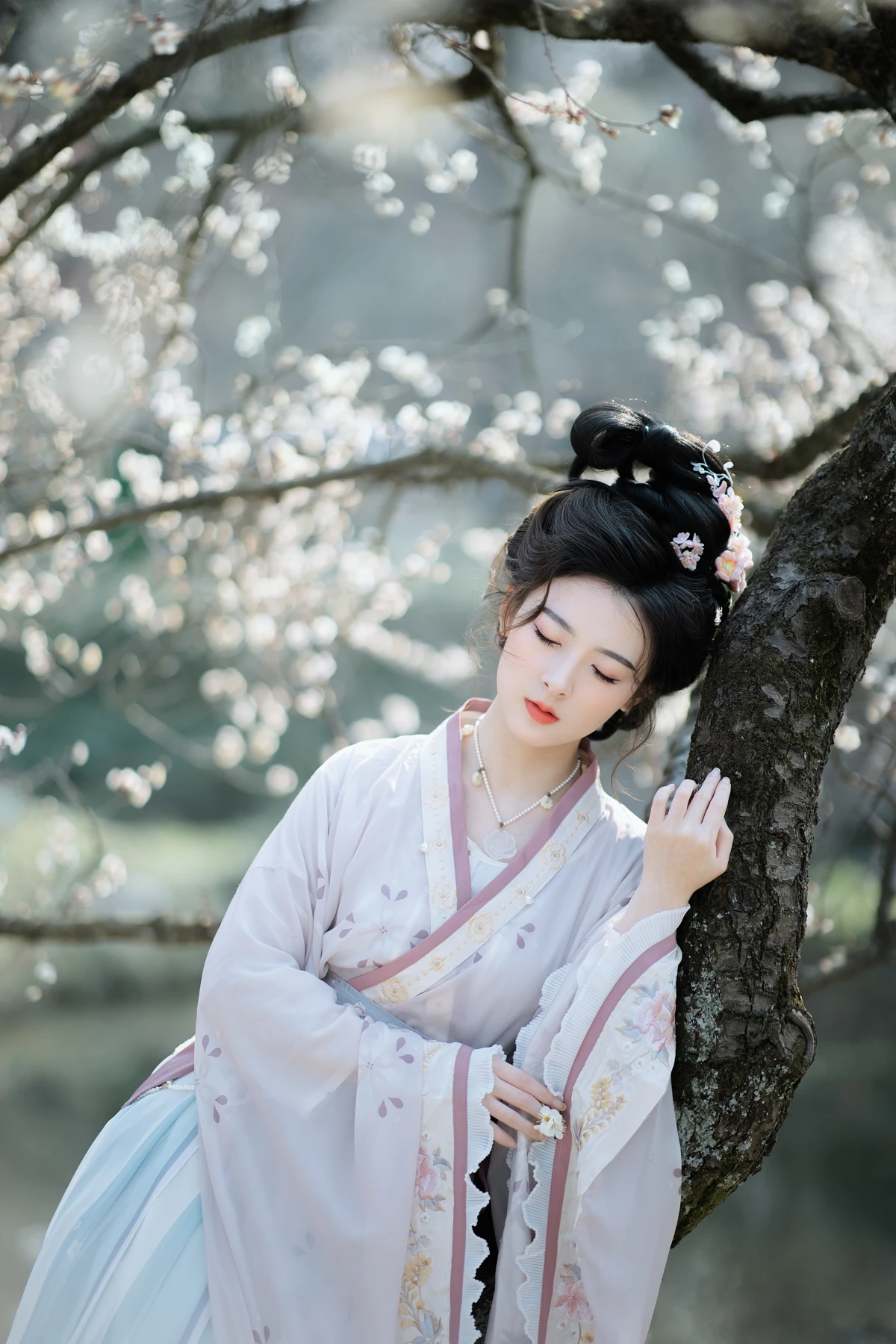 [艺图语] 2023.03.08 Vol.3022 初春探梅 明姝菜菜#[46P]-1