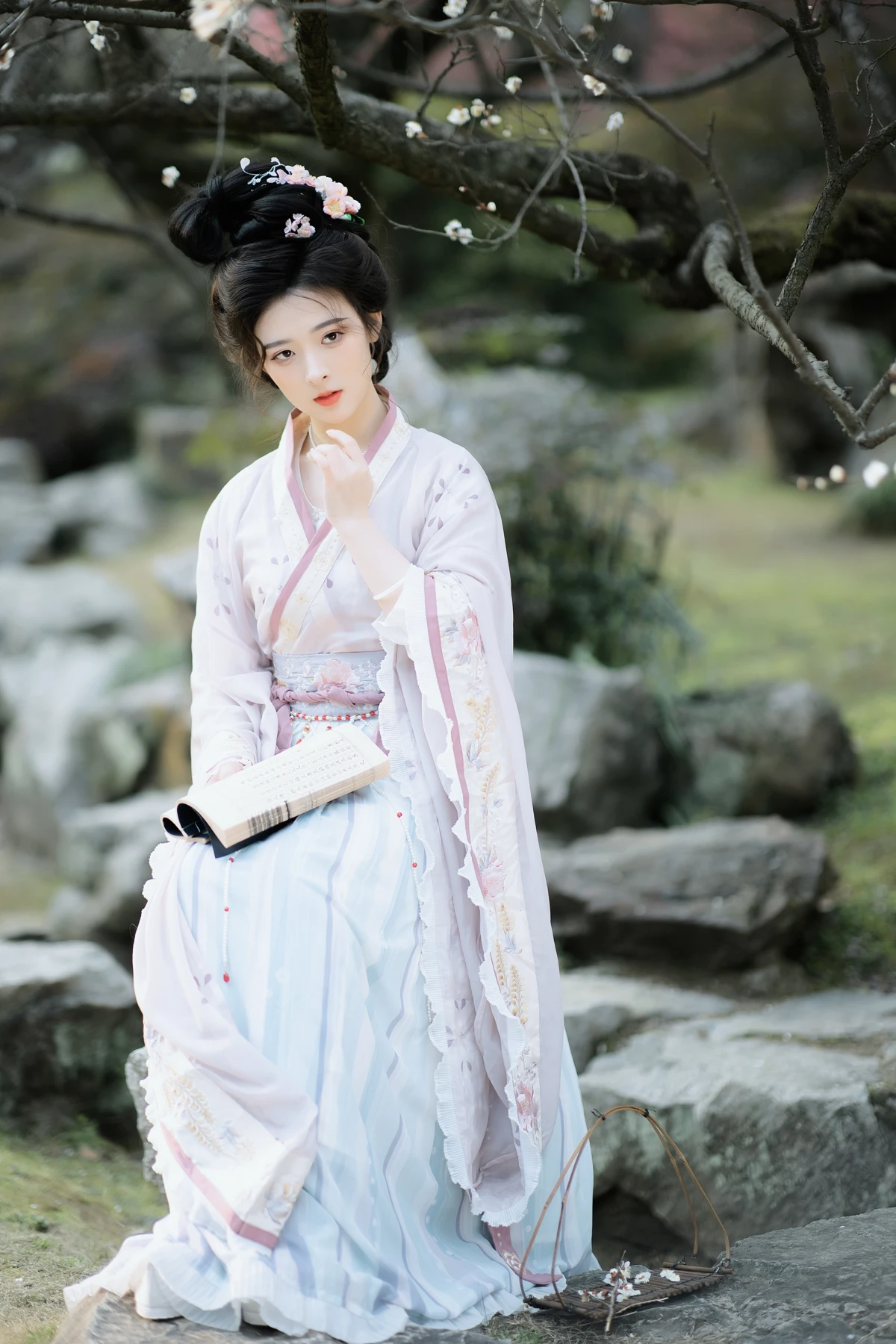 [艺图语] 2023.03.08 Vol.3022 初春探梅 明姝菜菜#[46P]-2