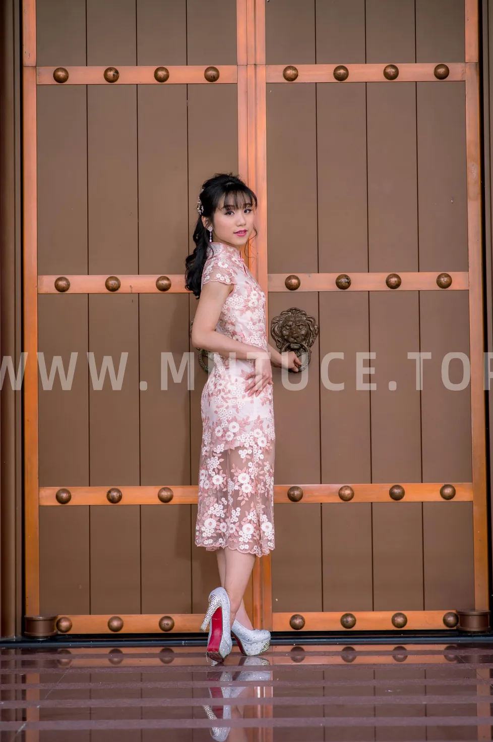 [爱美足] NO.188 余宸 旗袍高跟美腿 街拍#[88P]-5