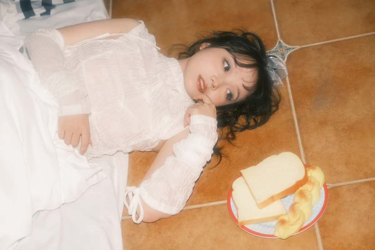 [艺图语] 2022.12.13 Vol.2672 – 心が動く100% 贝贝bu睡觉#[25P]-1