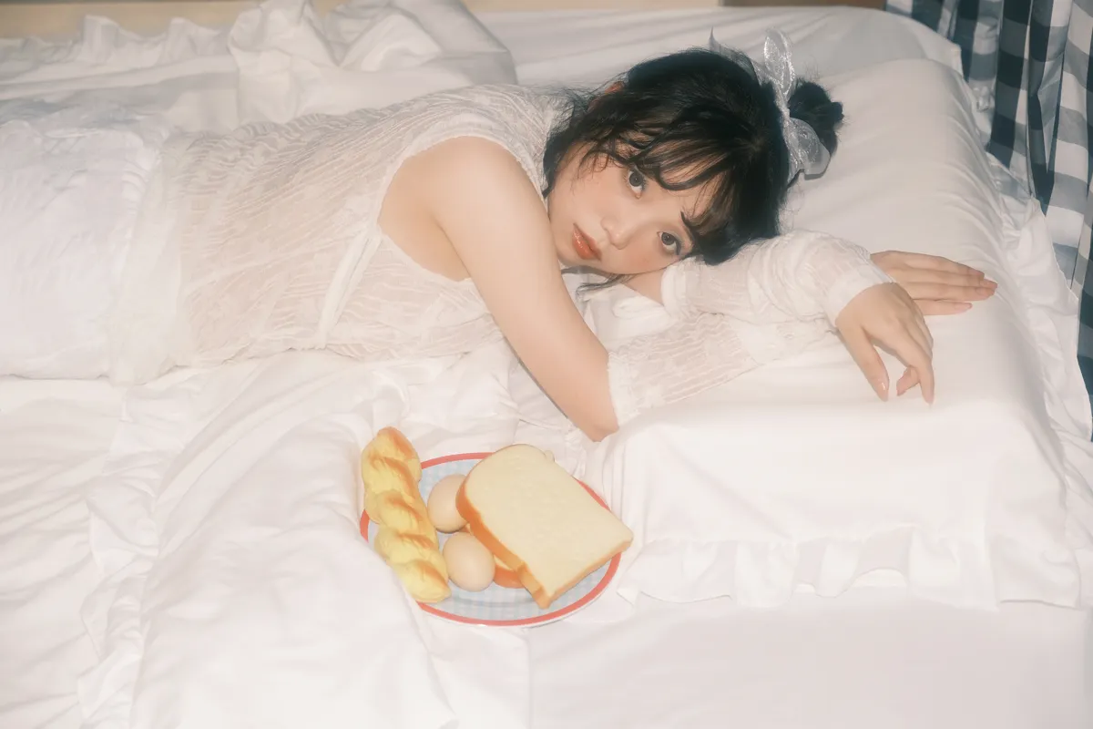 [艺图语] 2022.12.13 Vol.2672 – 心が動く100% 贝贝bu睡觉#[25P]-1