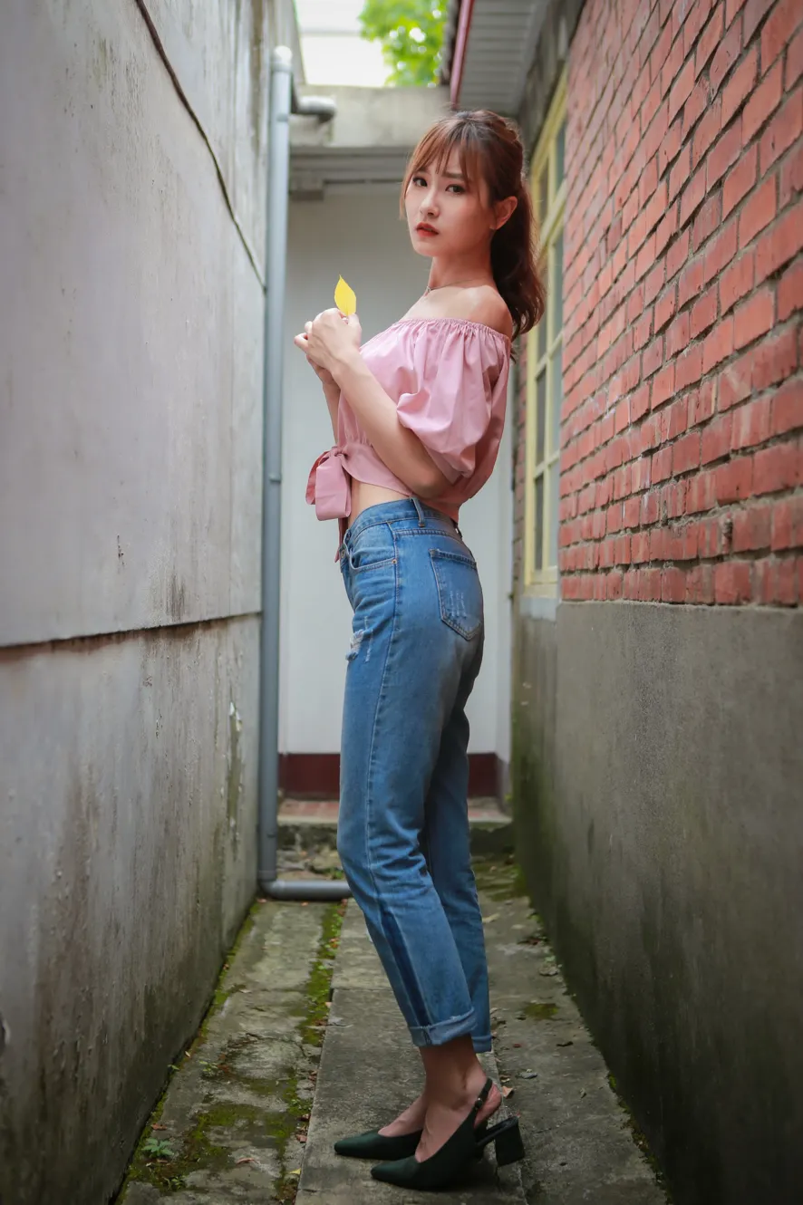 [爱美足] NO.103 郭思敏 唯美牛仔裤高跟 街拍#[48P]-8