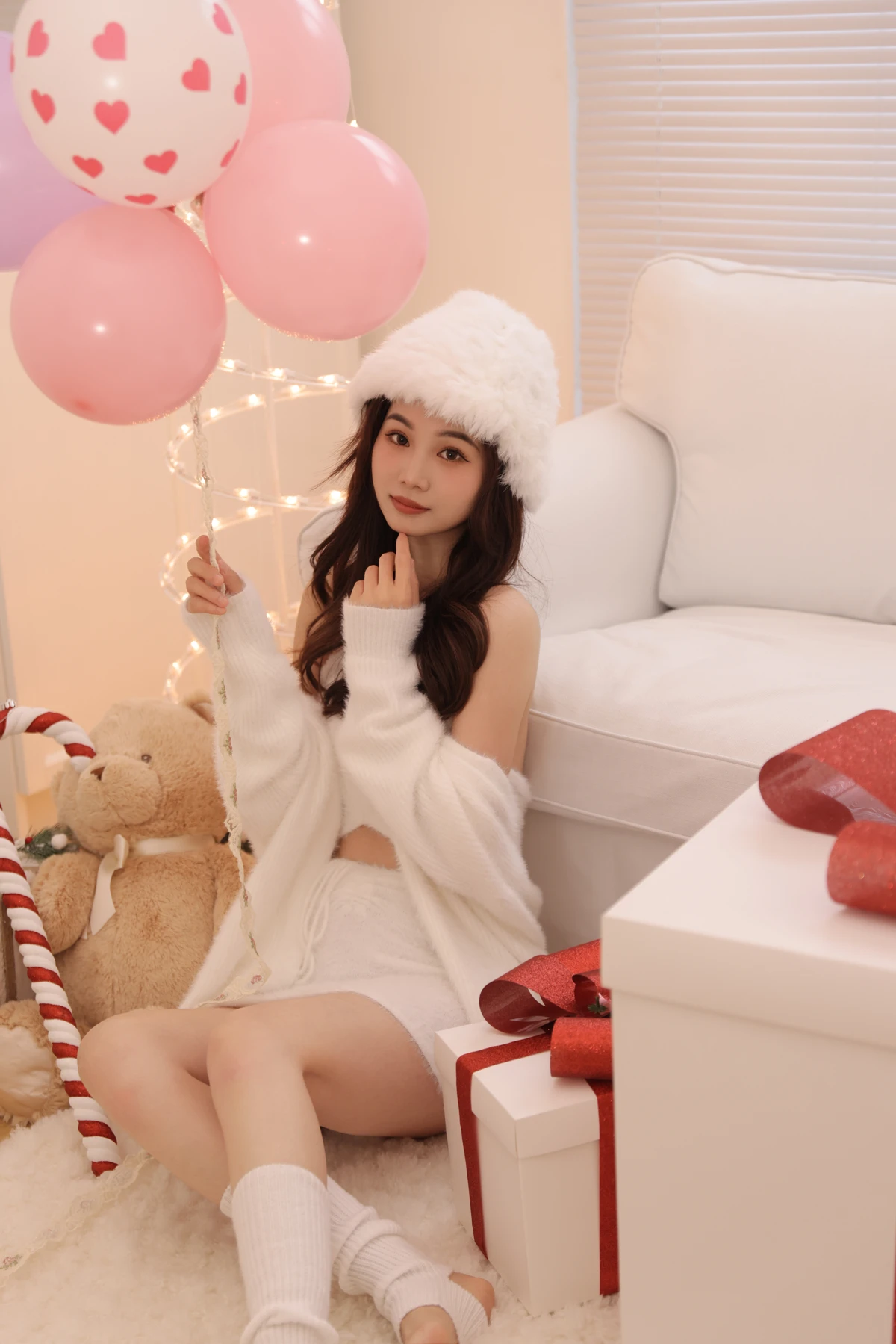[艺图语] 2022.12.25 Vol.2755 – 圣诞 Juuuudy兒#[23P]-6