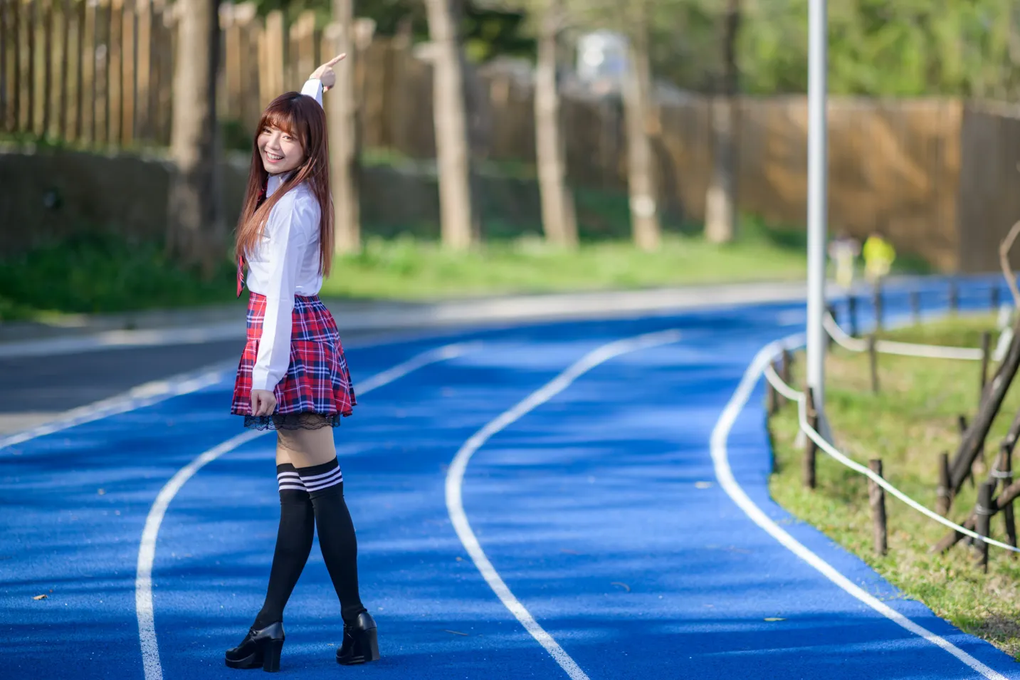 [爱美足] NO.233 学生制服高跟 街拍#[105P]-2