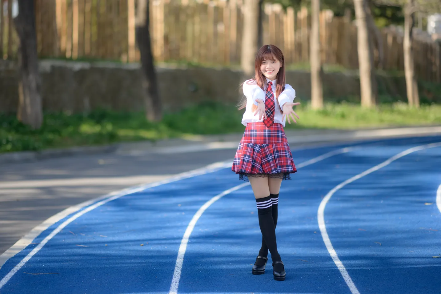 [爱美足] NO.233 学生制服高跟 街拍#[105P]-4