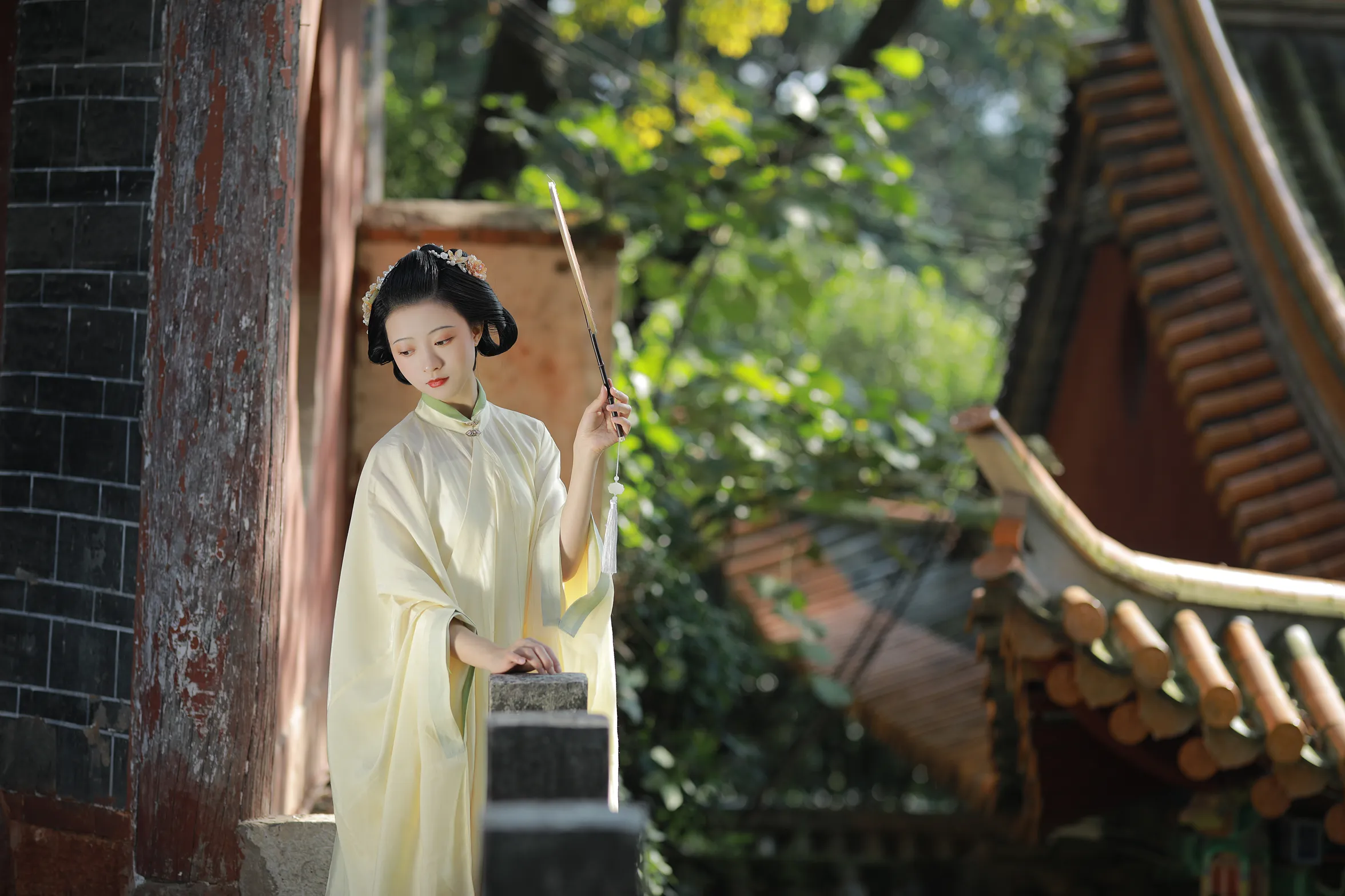 [艺图语] 2022.11.30 Vol.2561 – 淡淡春山 YunFleur#[40P]-10