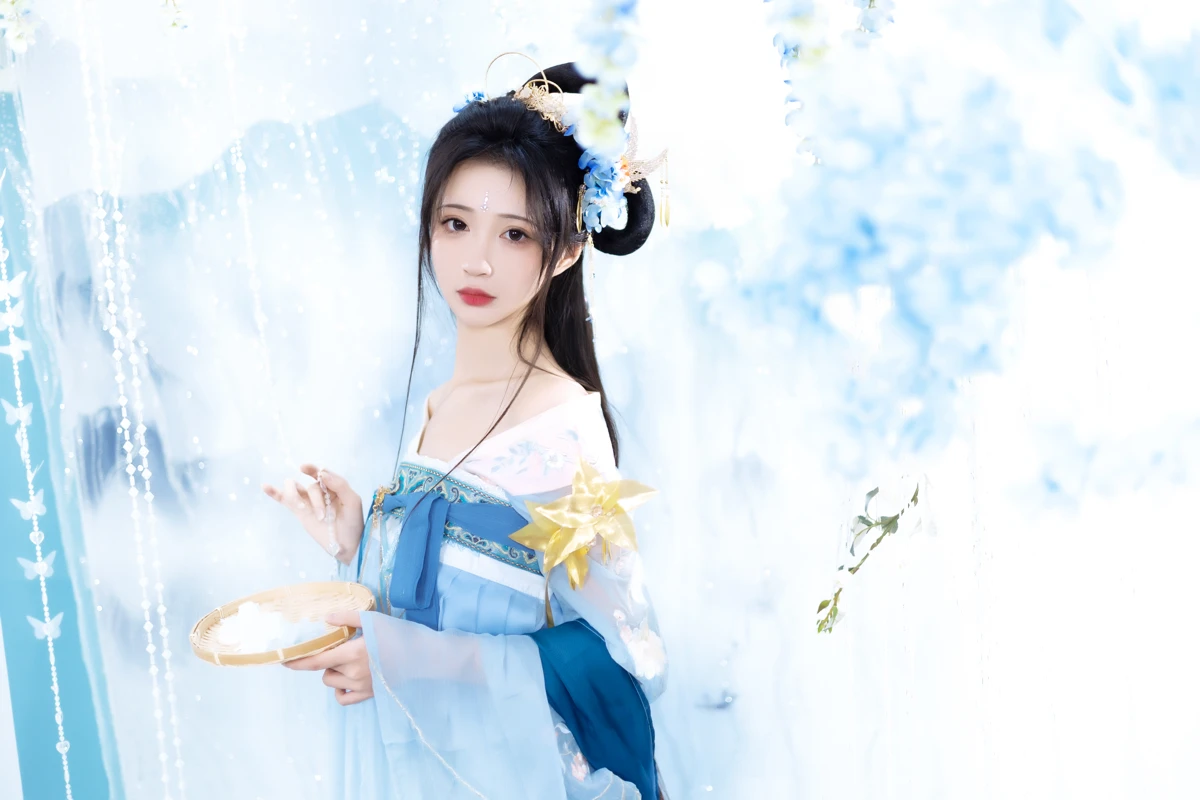 [艺图语] 2023.02.08 Vol.3001 枕边书 -绮罗生的小苏苏-#[26P]-1