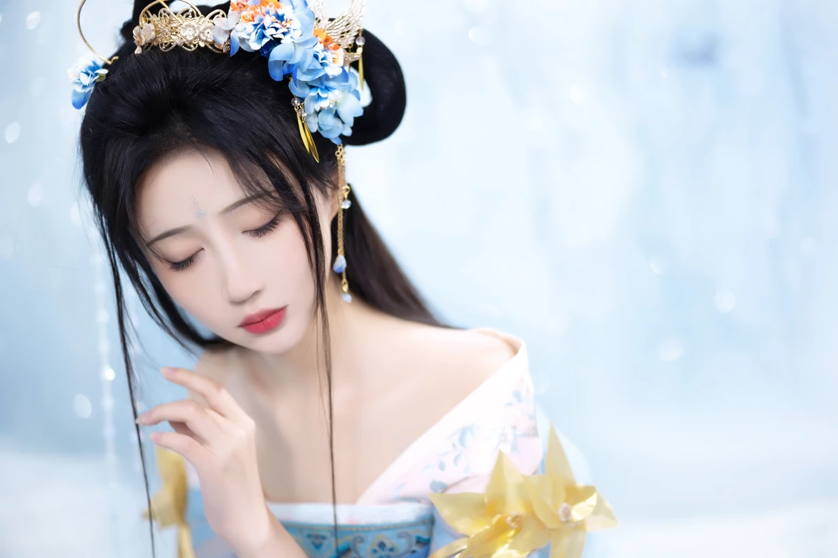 [艺图语] 2023.02.08 Vol.3001 枕边书 -绮罗生的小苏苏-#[26P]-5