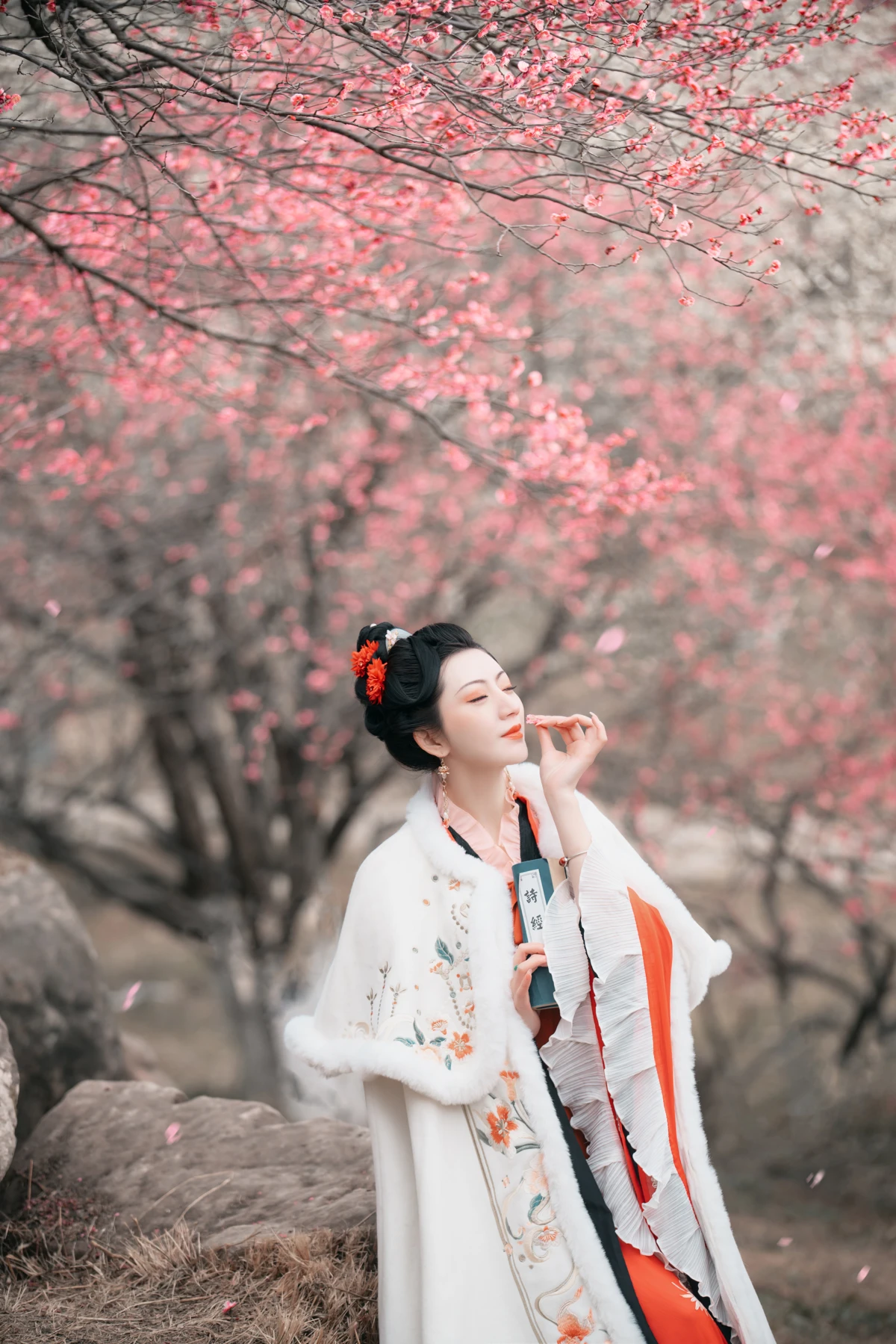 [艺图语] 2023.03.07 Vol.3018 惹春风 颜如玉#[44P]-7
