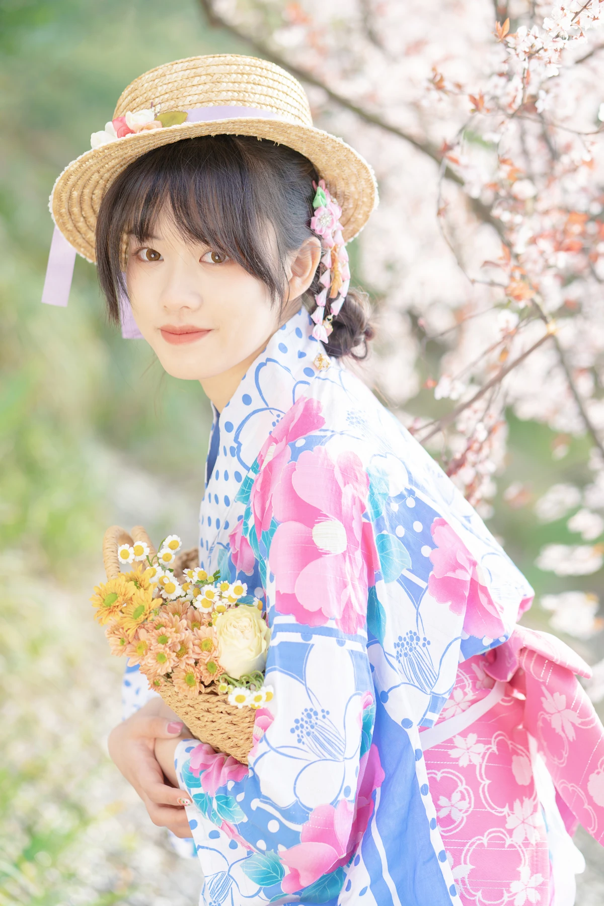[艺图语] 2023.02.08 Vol.2995 春日花和服 泉泉#[32P]-4