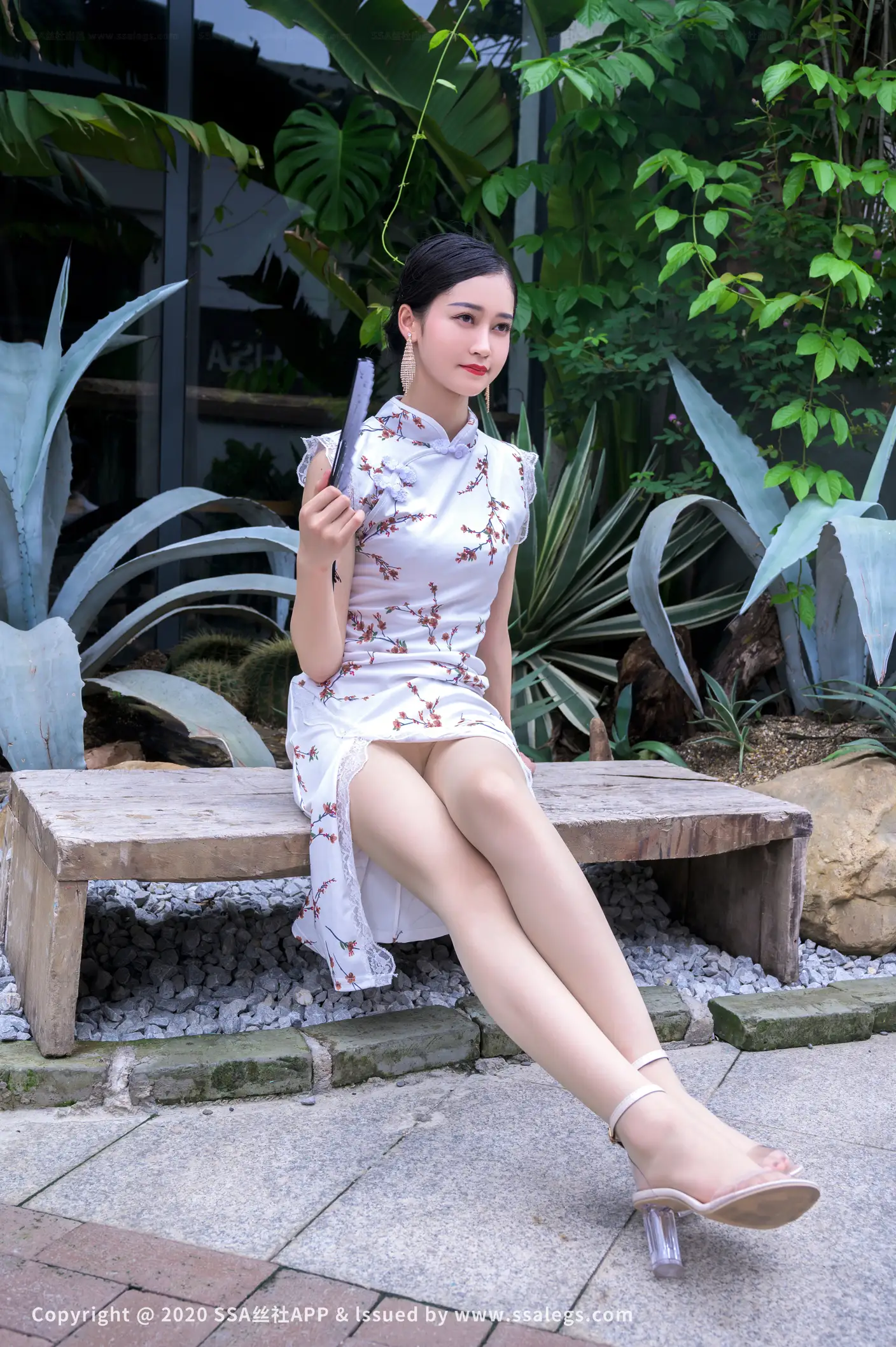 [爱美足] NO.558 漫漫 肉丝袜户外展示（上) 丝社#[125P]-1