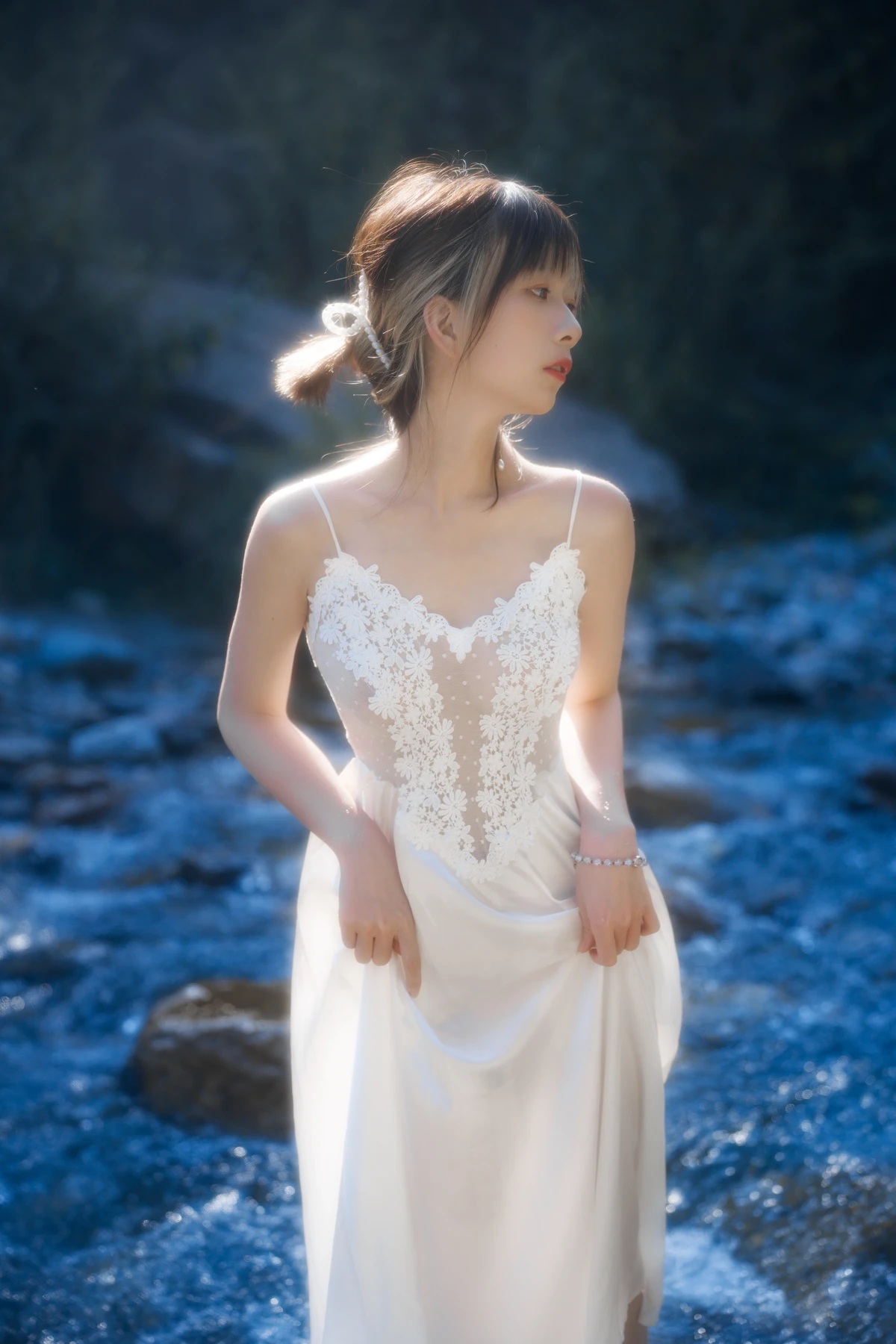 [艺图语] 2023.03.10 Vol.3041 静花照水 清青琴玖#[38P]-1