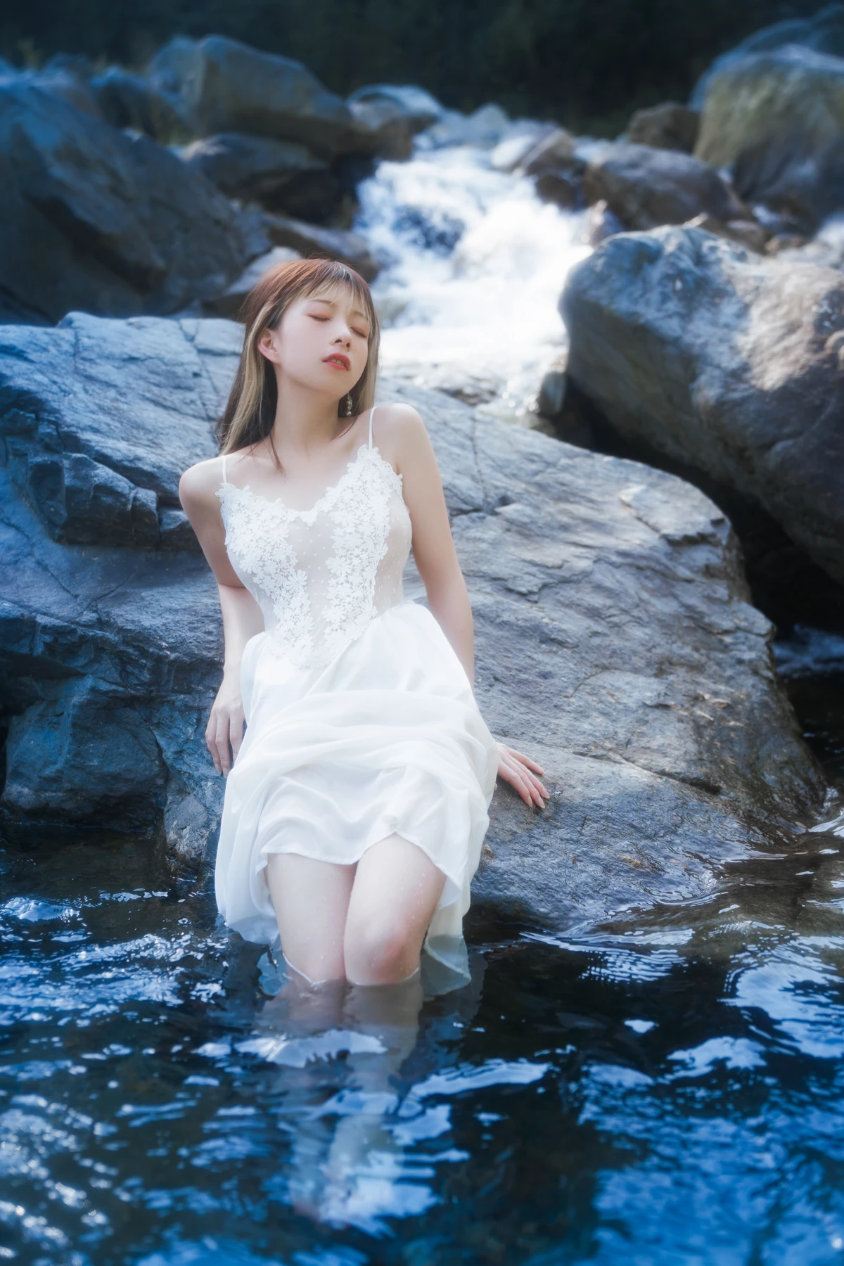 [艺图语] 2023.03.10 Vol.3041 静花照水 清青琴玖#[38P]-2