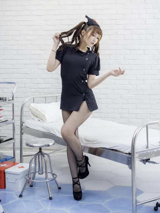 [爱美足] NO.070  乔乔儿 黑暗护士 丝袜高跟美腿外拍 街拍#[38P]-6