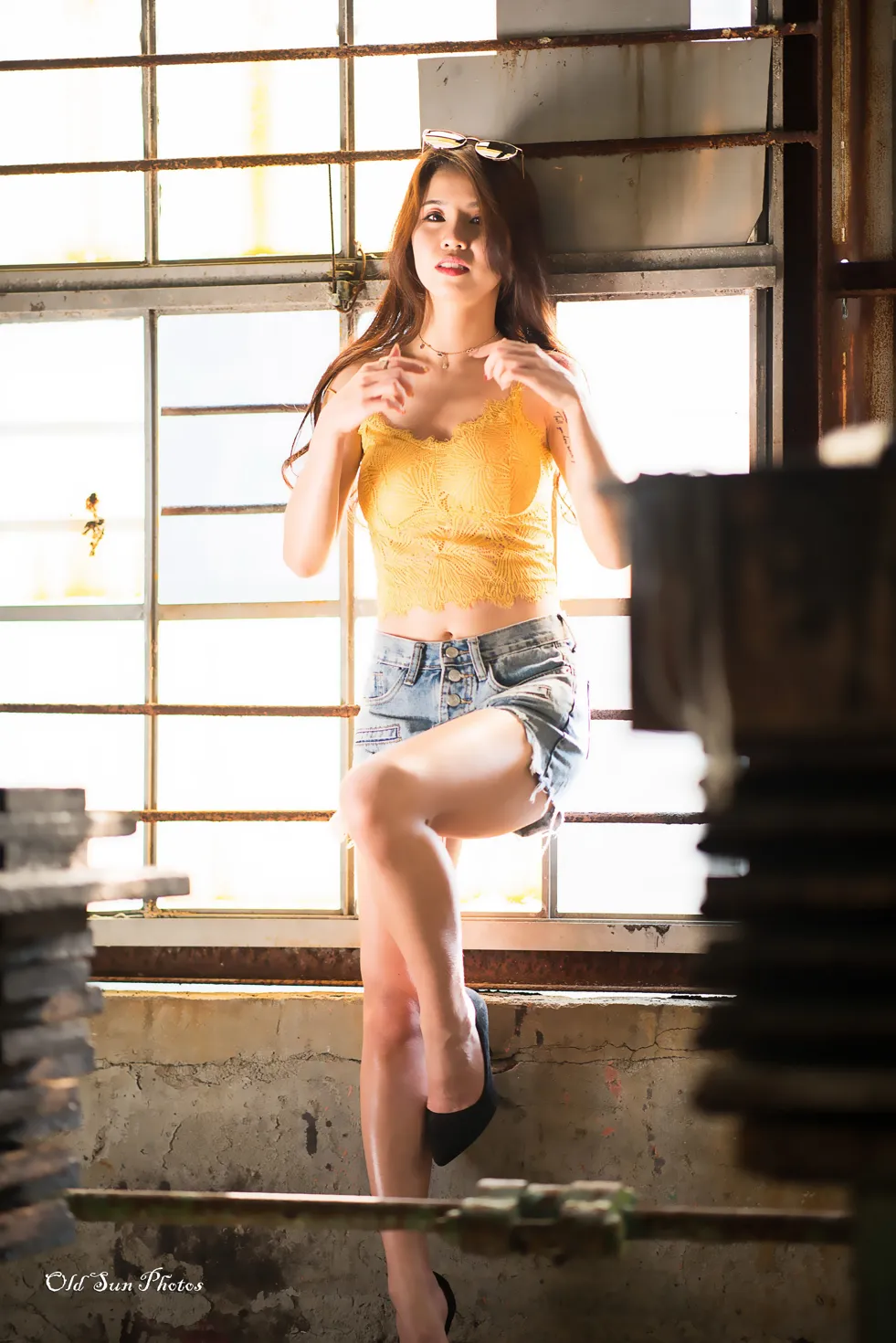 [爱美足] NO.192 Debby Chiu 露肚牛仔短裤高跟美腿 街拍#[53P]-1