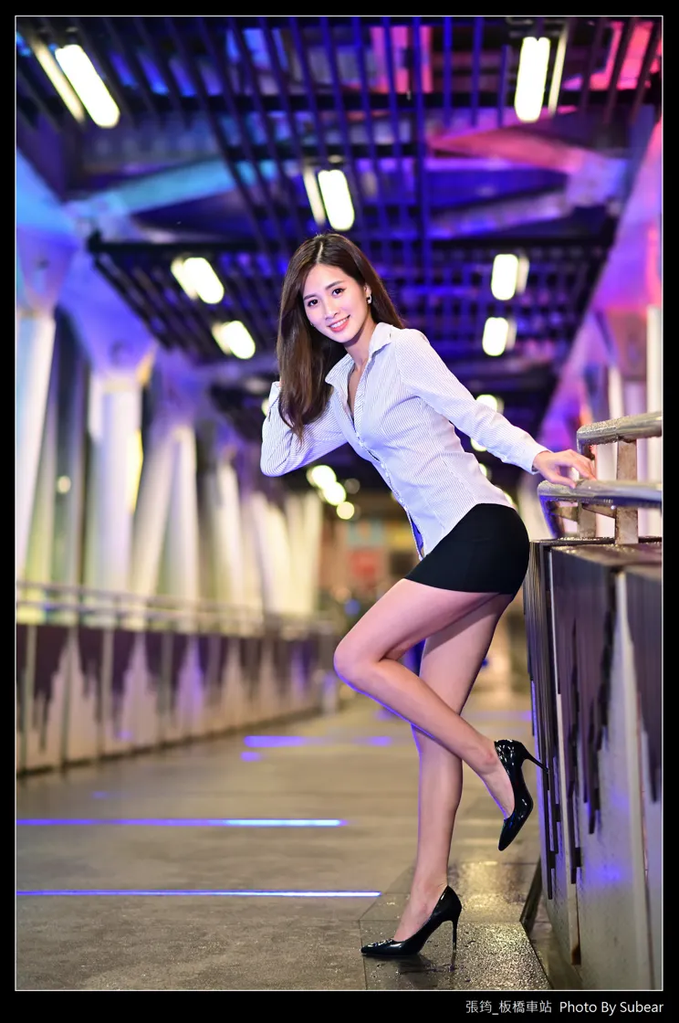 [爱美足] NO.153 张筠 OL高跟美腿 街拍#[45P]-1