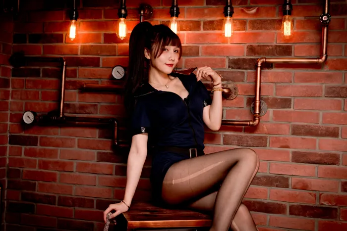 [爱美足] NO.116 乔乔儿 黑丝制服 街拍#[52P]-8