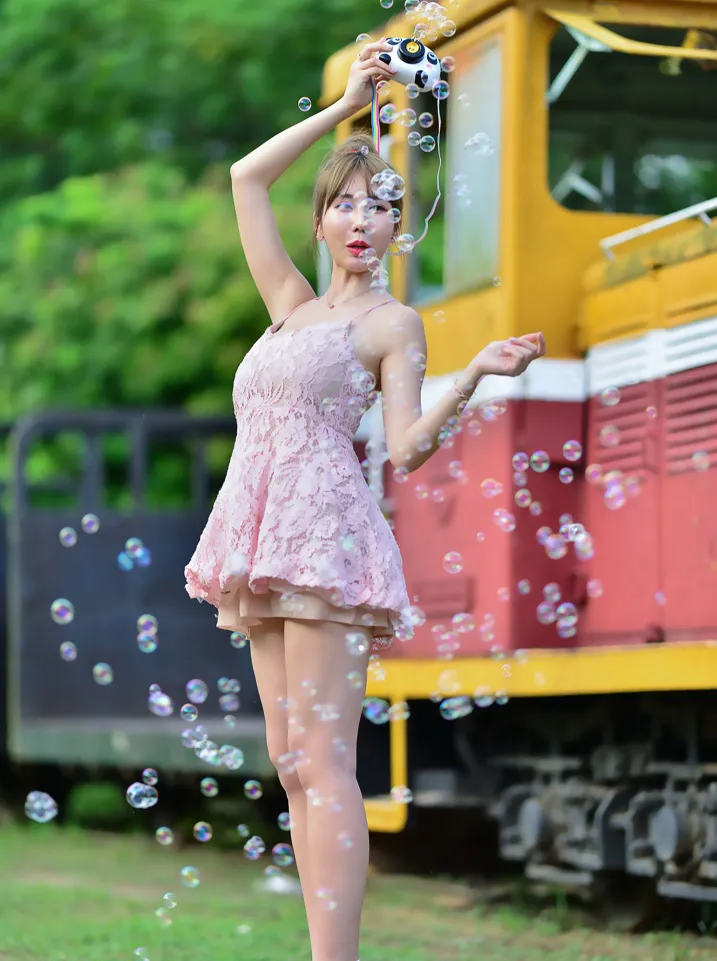 [爱美足] NO.201 陈薇羽 吊带连衣裙凉高美腿 街拍#[105P]-7