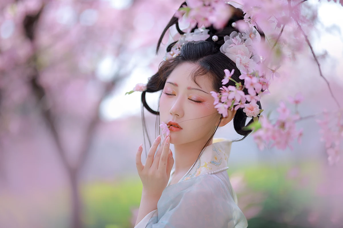 [艺图语] 2022.12.22 Vol.2732 – 樱花仙子 _三余_#[21P]-10