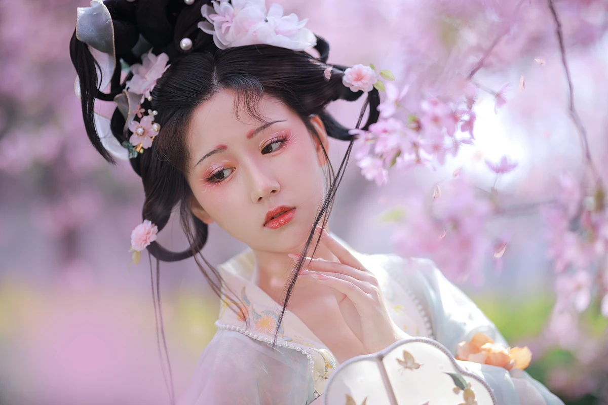 [艺图语] 2022.12.22 Vol.2732 – 樱花仙子 _三余_#[21P]-1