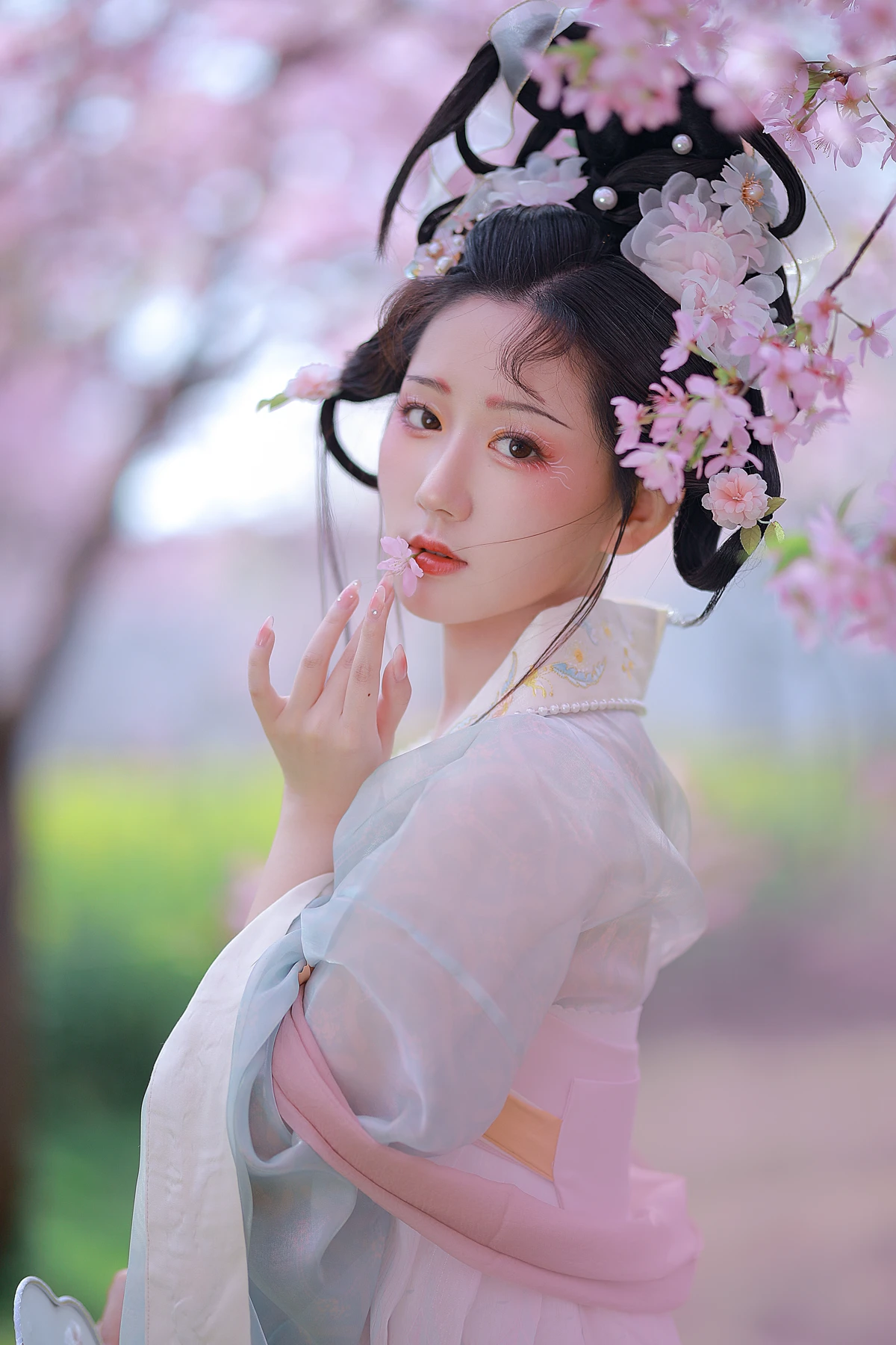 [艺图语] 2022.12.22 Vol.2732 – 樱花仙子 _三余_#[21P]-9