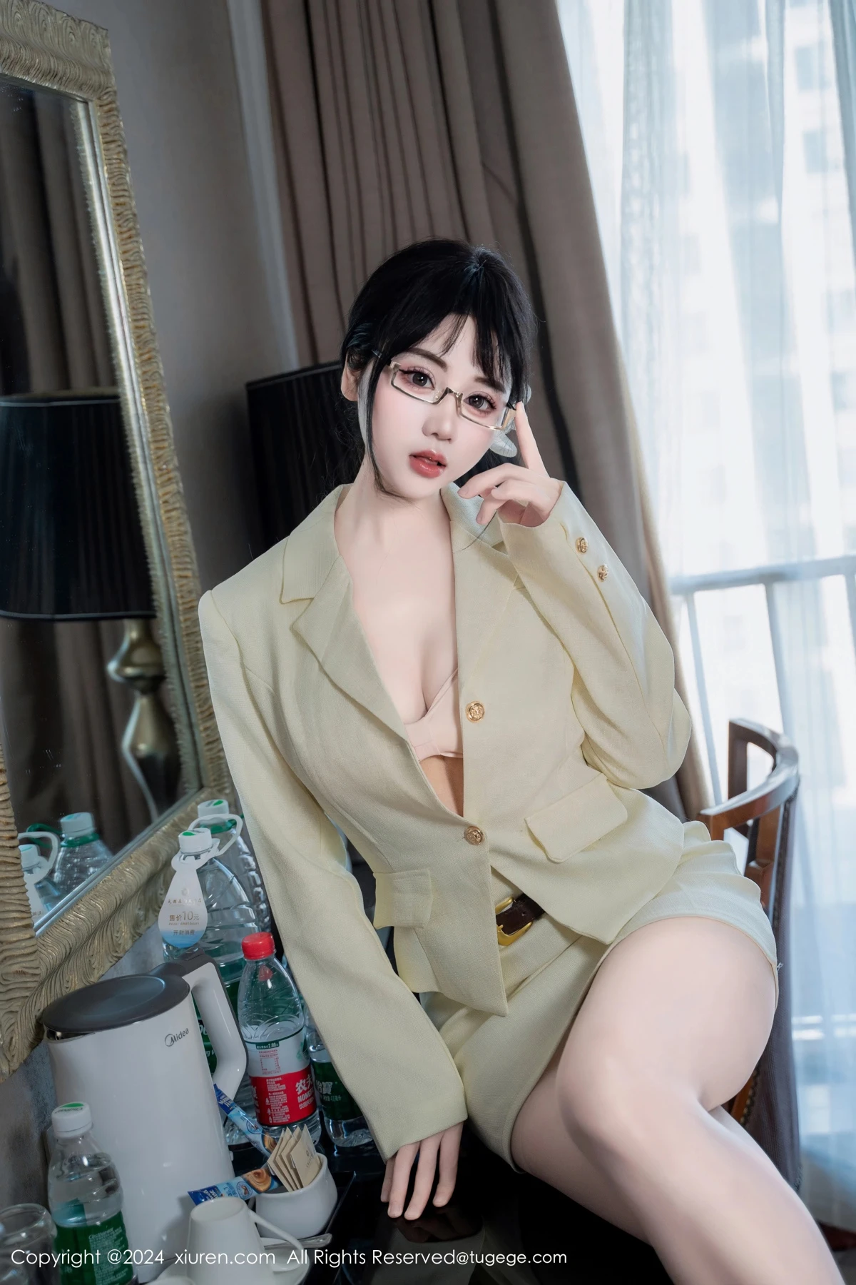 [秀人网] 2024.06.18 No.8717 汐汐爱吃草莓#[87P]-3