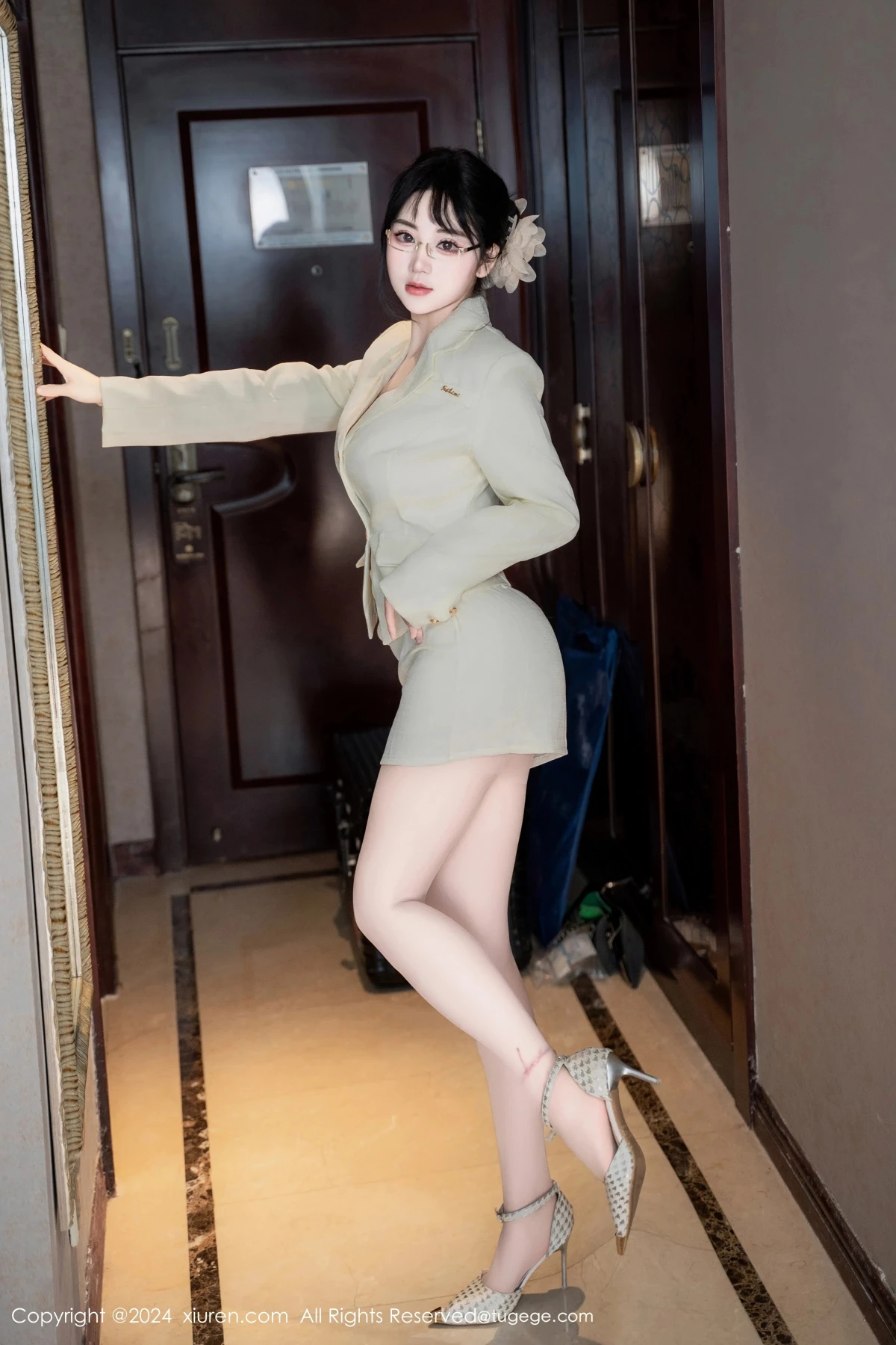 [秀人网] 2024.06.18 No.8717 汐汐爱吃草莓#[87P]-2