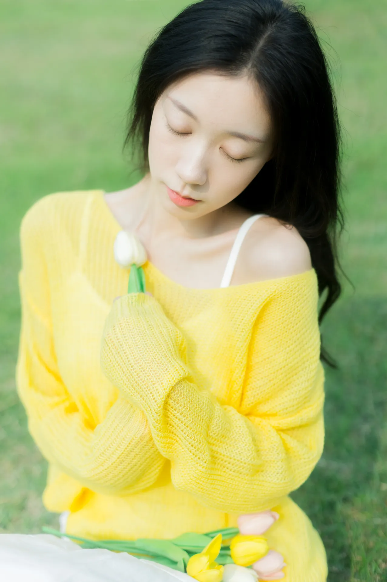 [艺图语] 2022.11.26 Vol.2532 – 秋风轻轻 饲猫少女-#[38P]-5