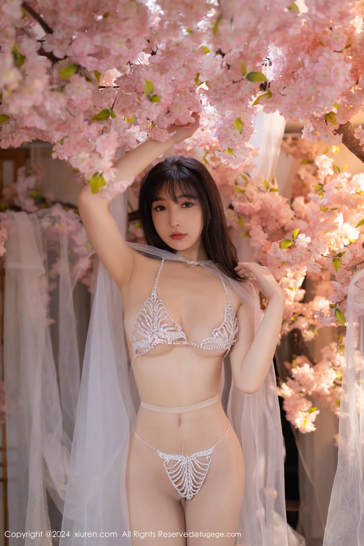 [秀人网] 2024.07.04 No.8807 陆萱萱#[81P]-1