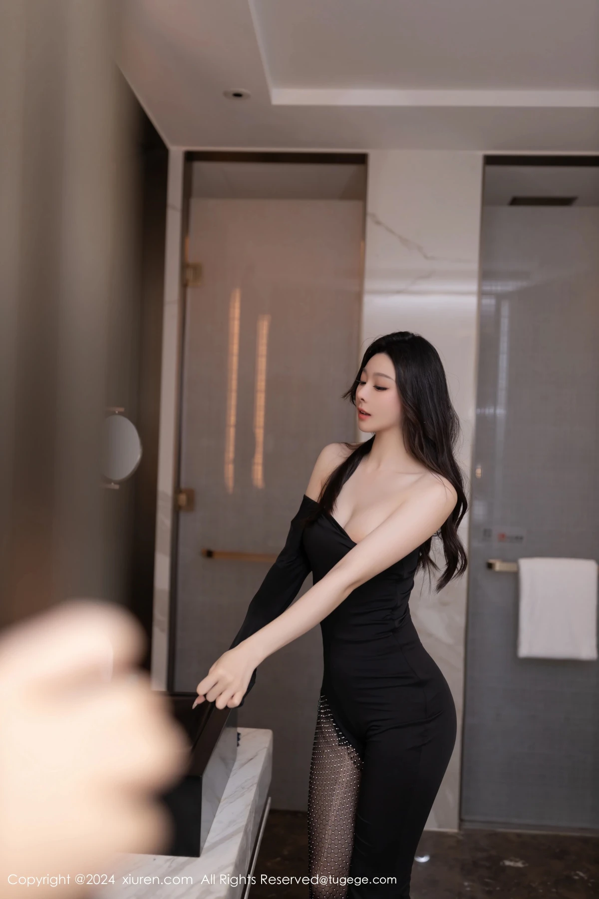 [秀人网] 2024.11.01 No.9386 小逗逗#[81P]-1