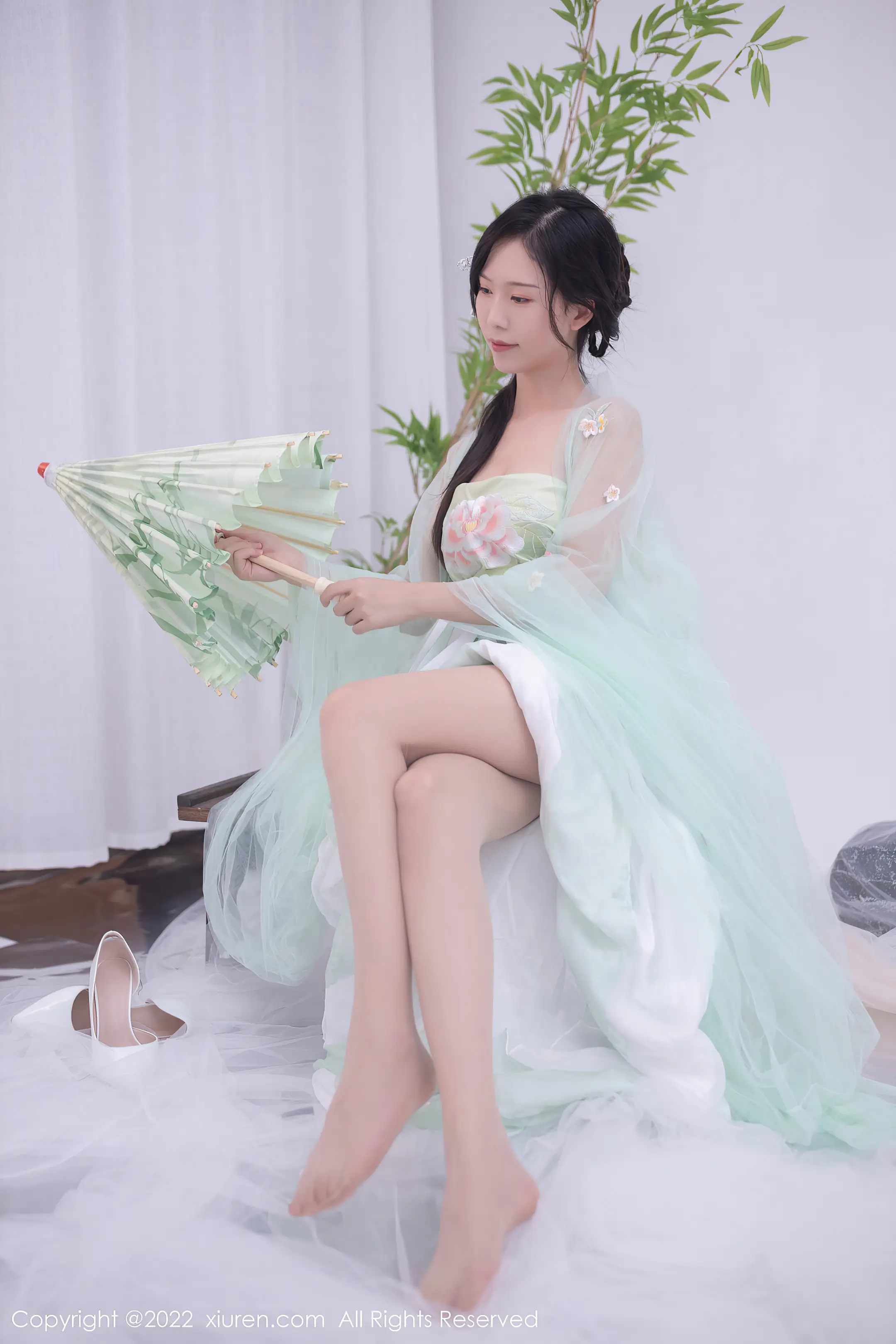 [秀人网] 2022.07.27 – No.5345 利世#[73P]-2
