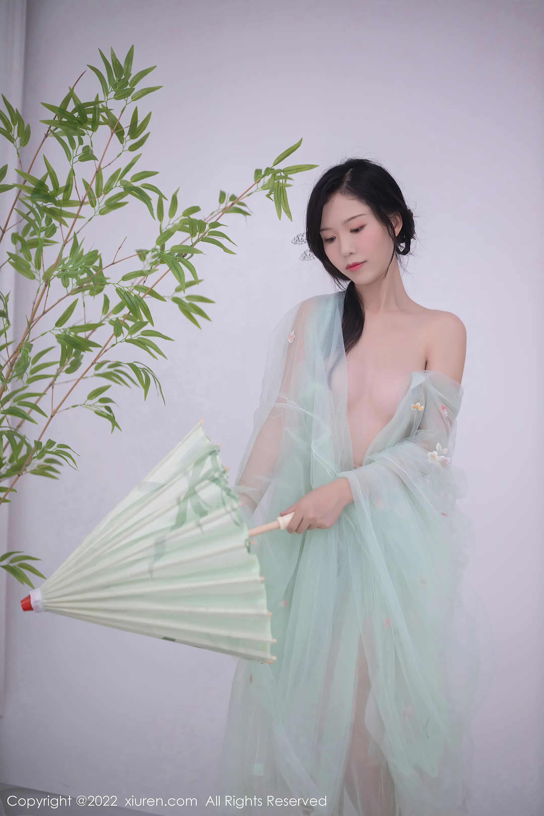 [秀人网] 2022.07.27 – No.5345 利世#[73P]-1