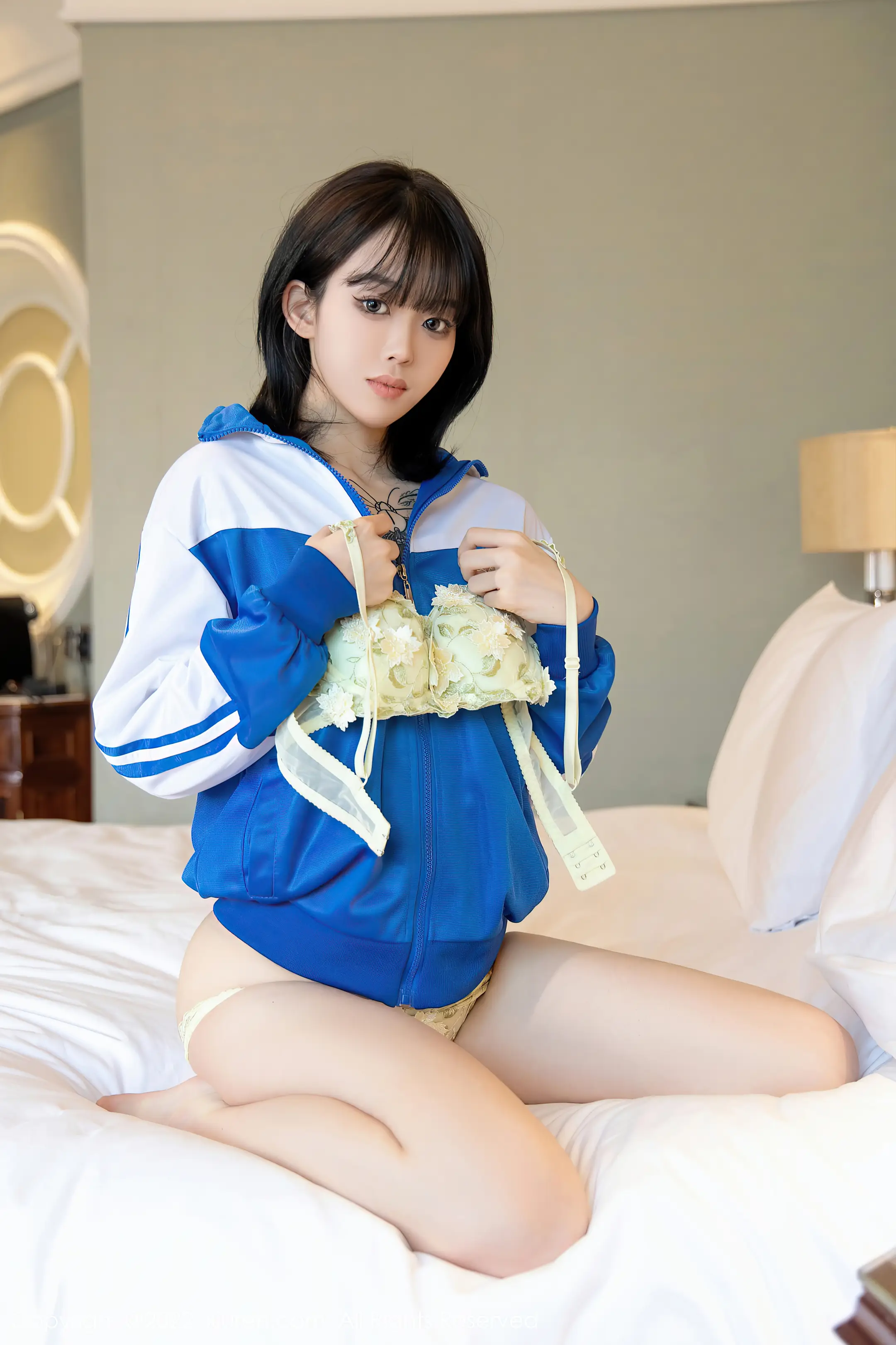 [秀人网] 2022.04.08 – NO.4838 奶瓶.#[71P]-3