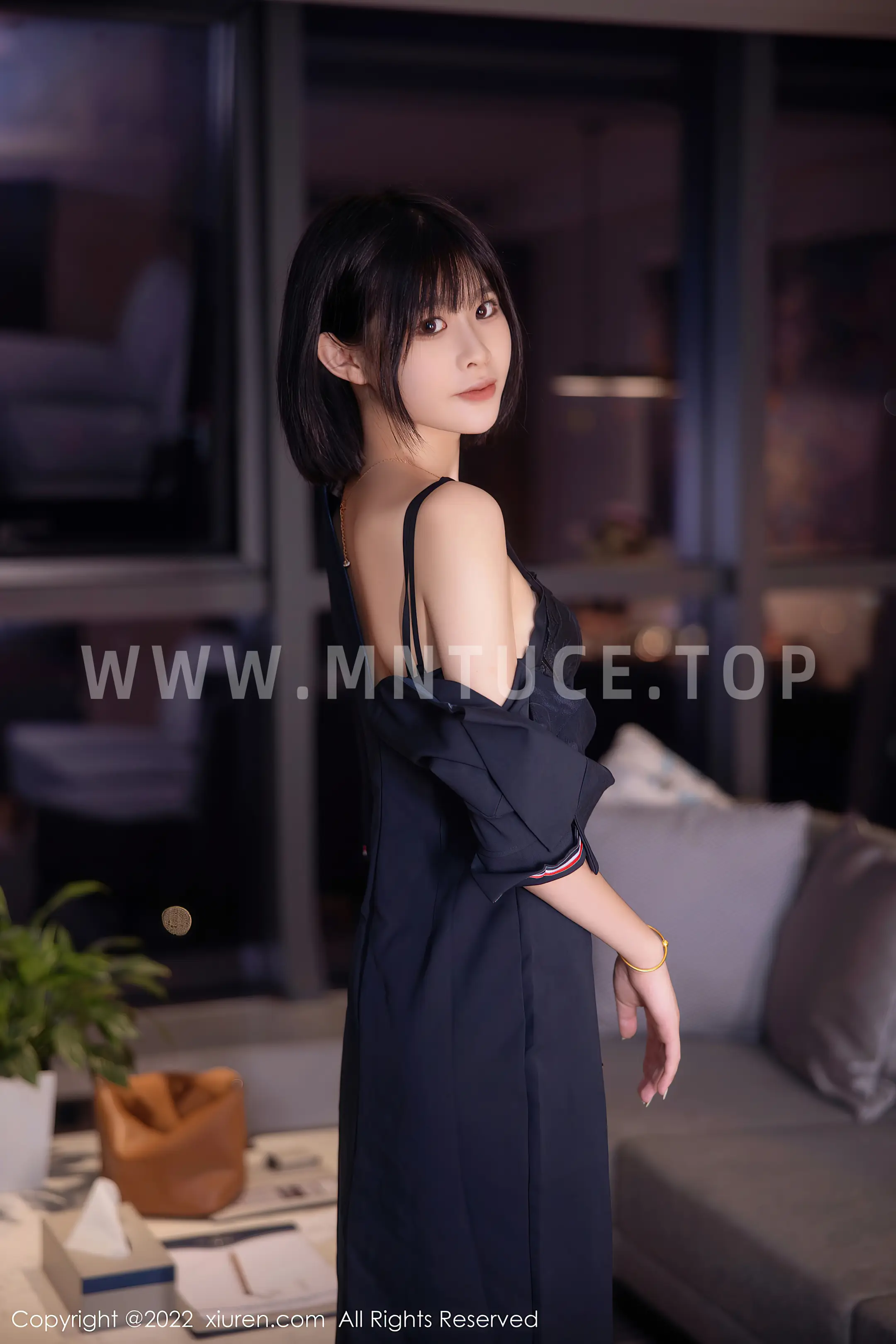 [秀人网] 2022.07.25 – NO.5329 77qiqi#[99P]-9