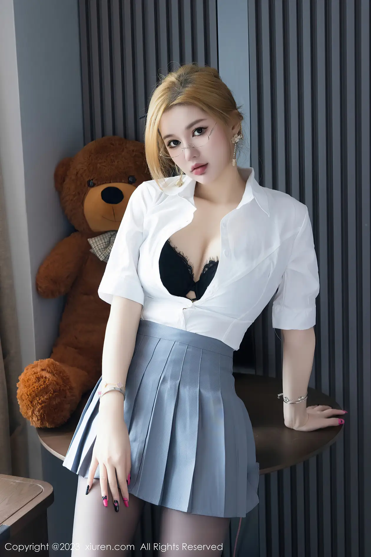[秀人网] 2023.06.01 NO.6836 杨可可coco#[92P]-2