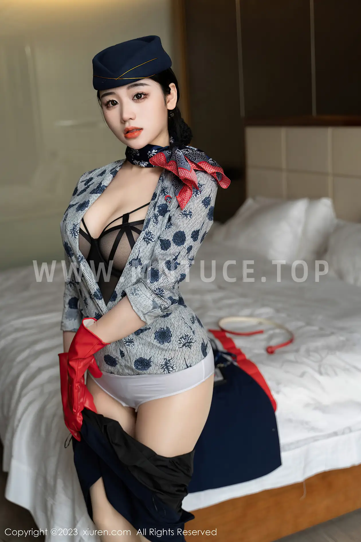 [秀人网] 2023.05.24 NO.6790 汐汐爱吃草莓#[70P]-4