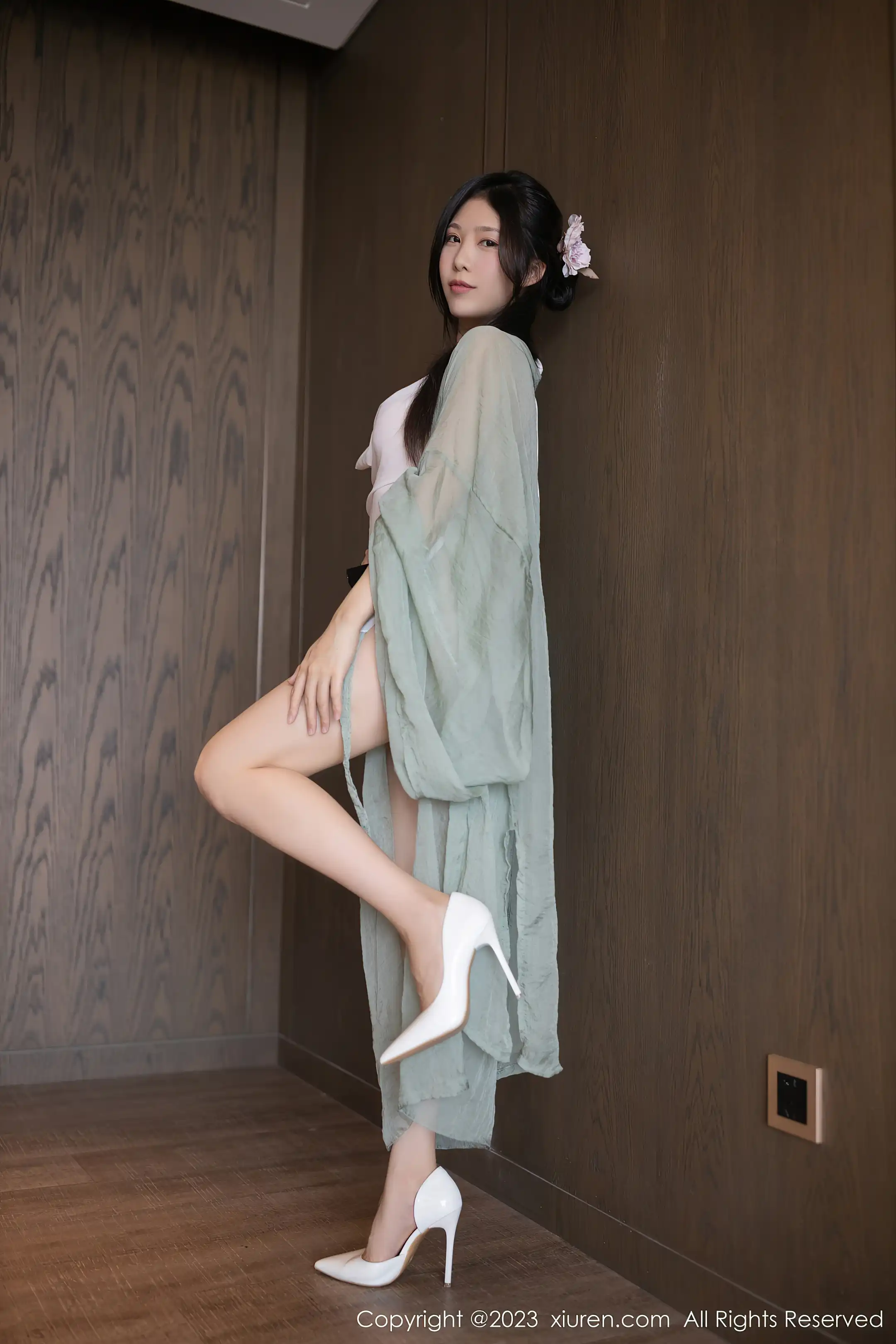 [秀人网] 2023.03.15 NO.6420 利世#[75P]-8