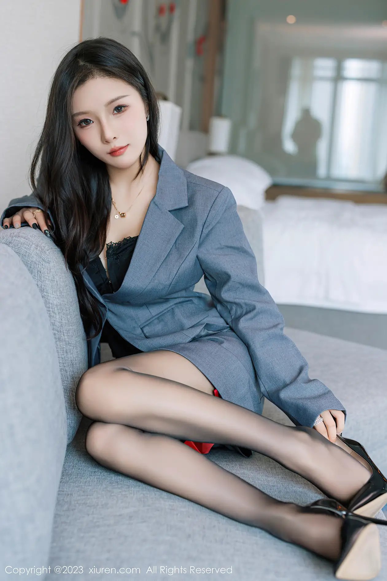 [秀人网] 2023.10.16 NO.7511 七七kiko#[49P]-1