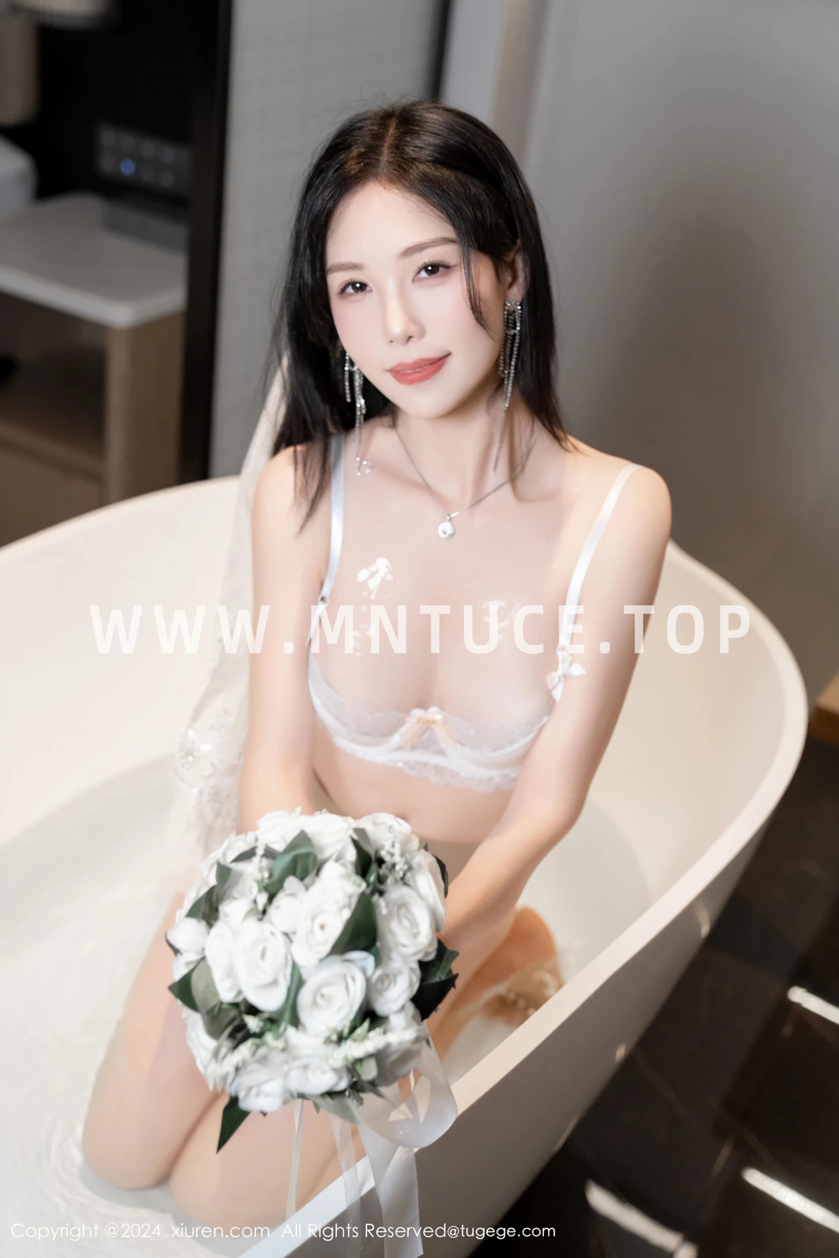 [秀人网] 2024.08.09 No.8998 利世#[101P]-2